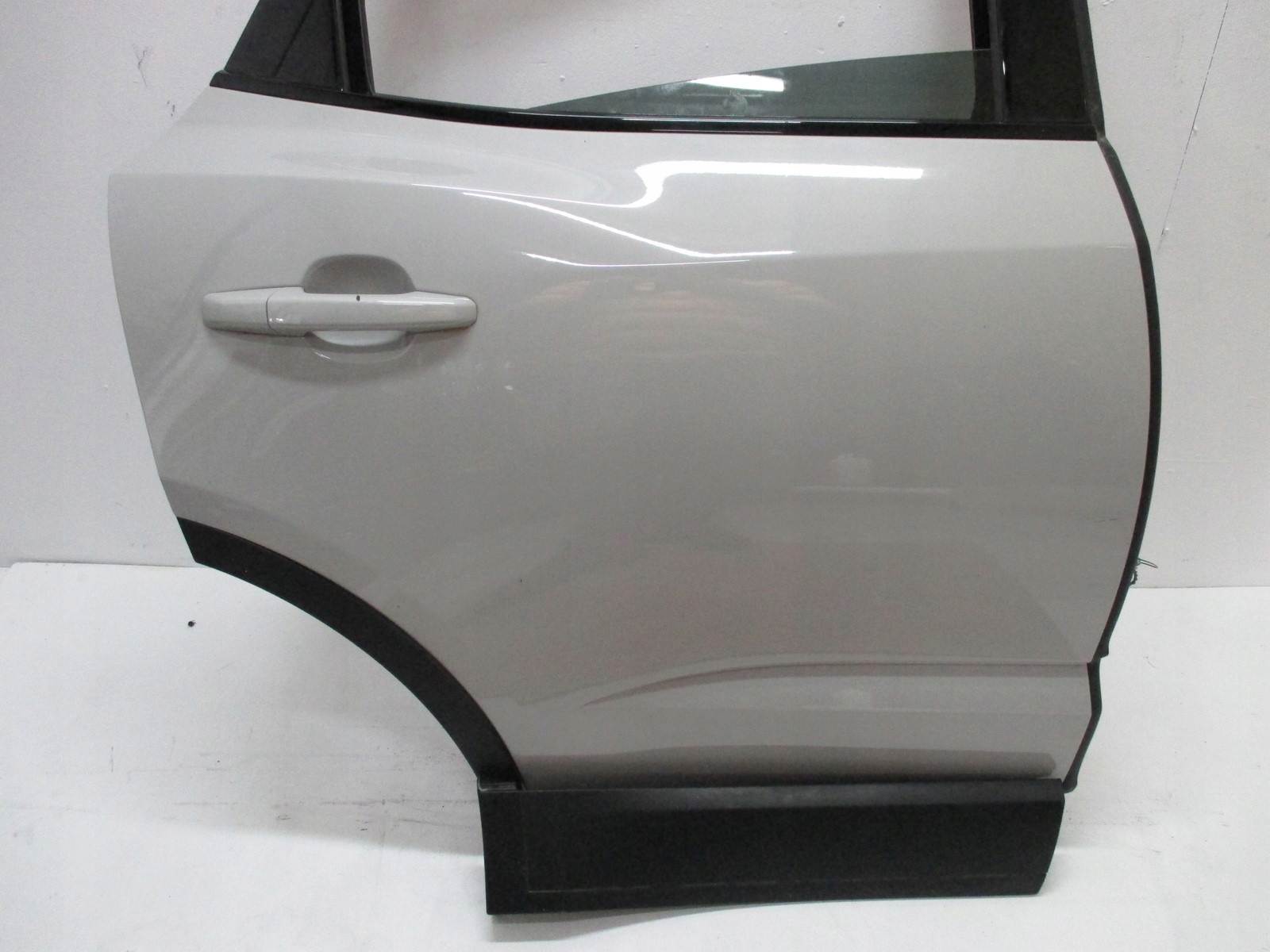 door right left rear. Jaguar E PACE EPACE 18R