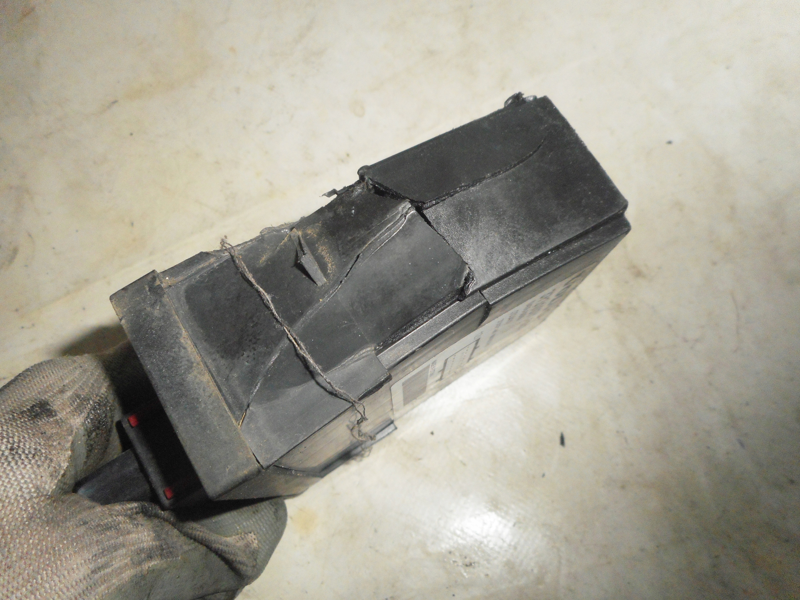 Volvo V70 III S60 XC70 ogrzewanie postojowe webasto sterownik Jakość części (zgodnie z GVO) O - oryginał z logo producenta pojazdu (OE)