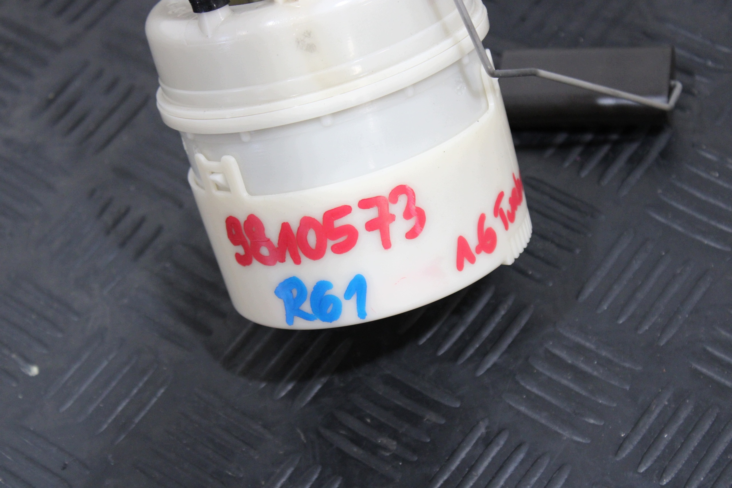 Kraftstoffpumpe Förderpumpe 9810573 MINI PACEMAN S R61 S