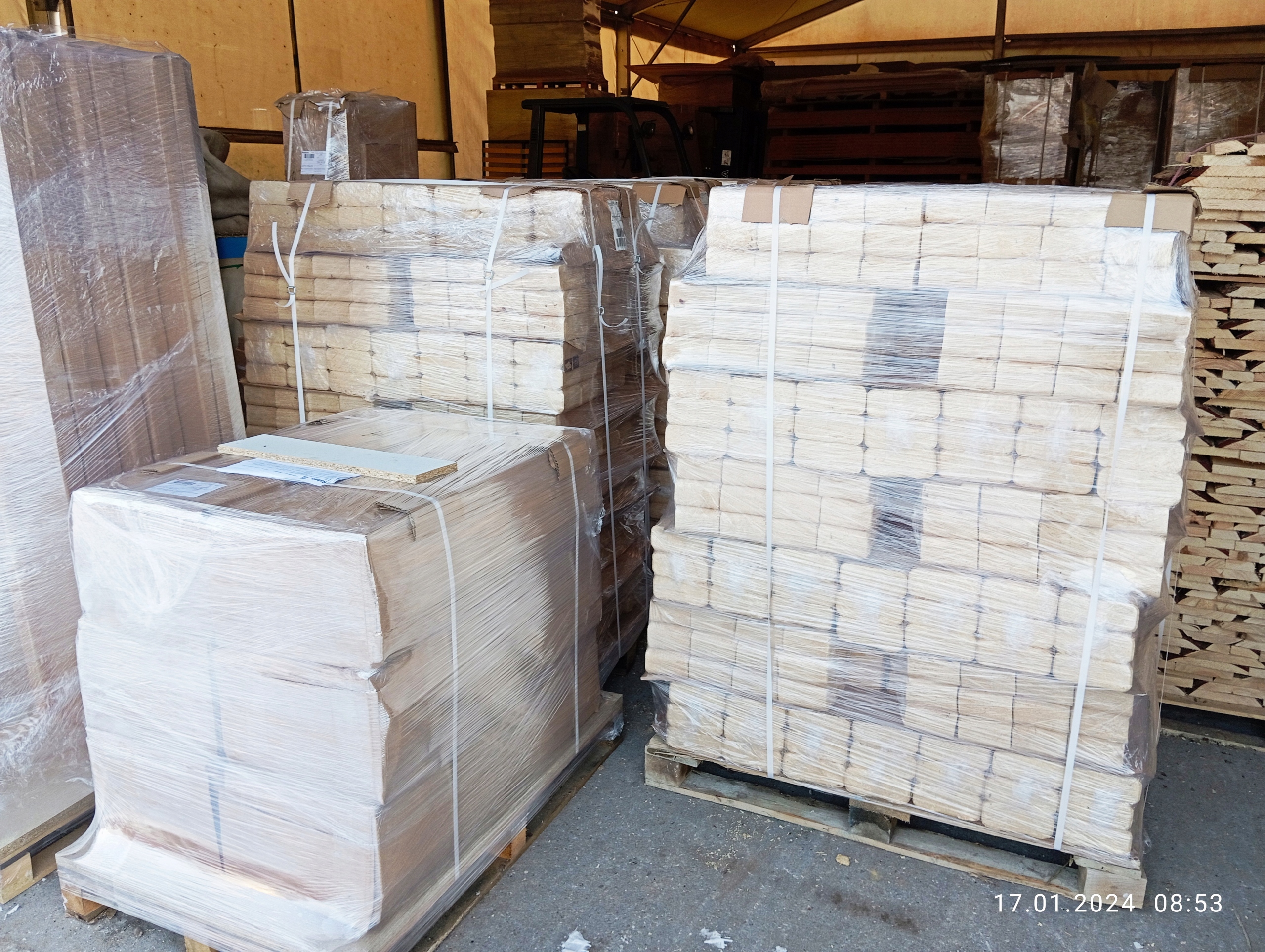 BRYKIET DRZEWNY OPAŁOWY PRODUCENT PACZKI 1000 KG Marka inna