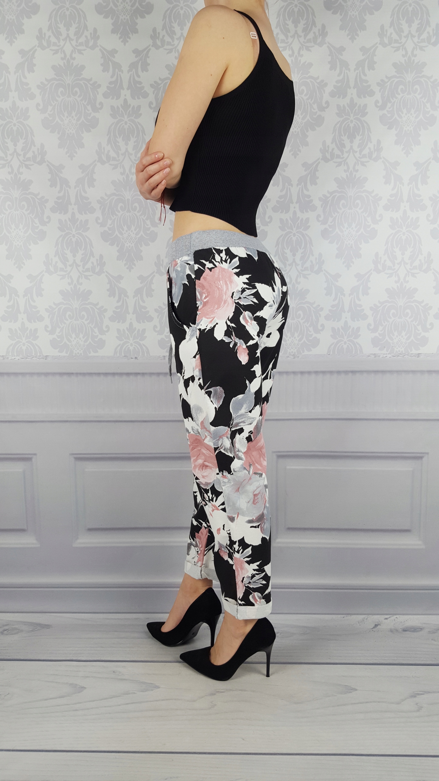 WYGODNE - SPODNIE - DRESOWE - KWIATY - BAWEŁNIANE Wzór dominujący inny wzór