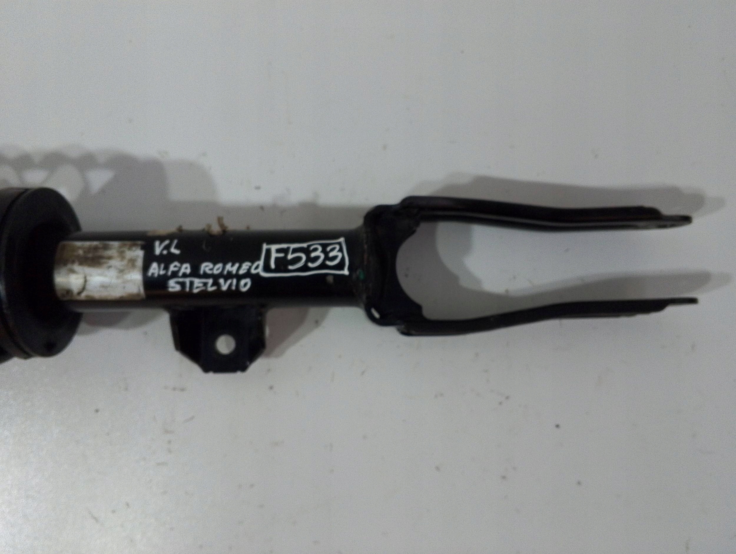 Alfa Romeo Stelvio shock absorber front left 50557501 (F533)