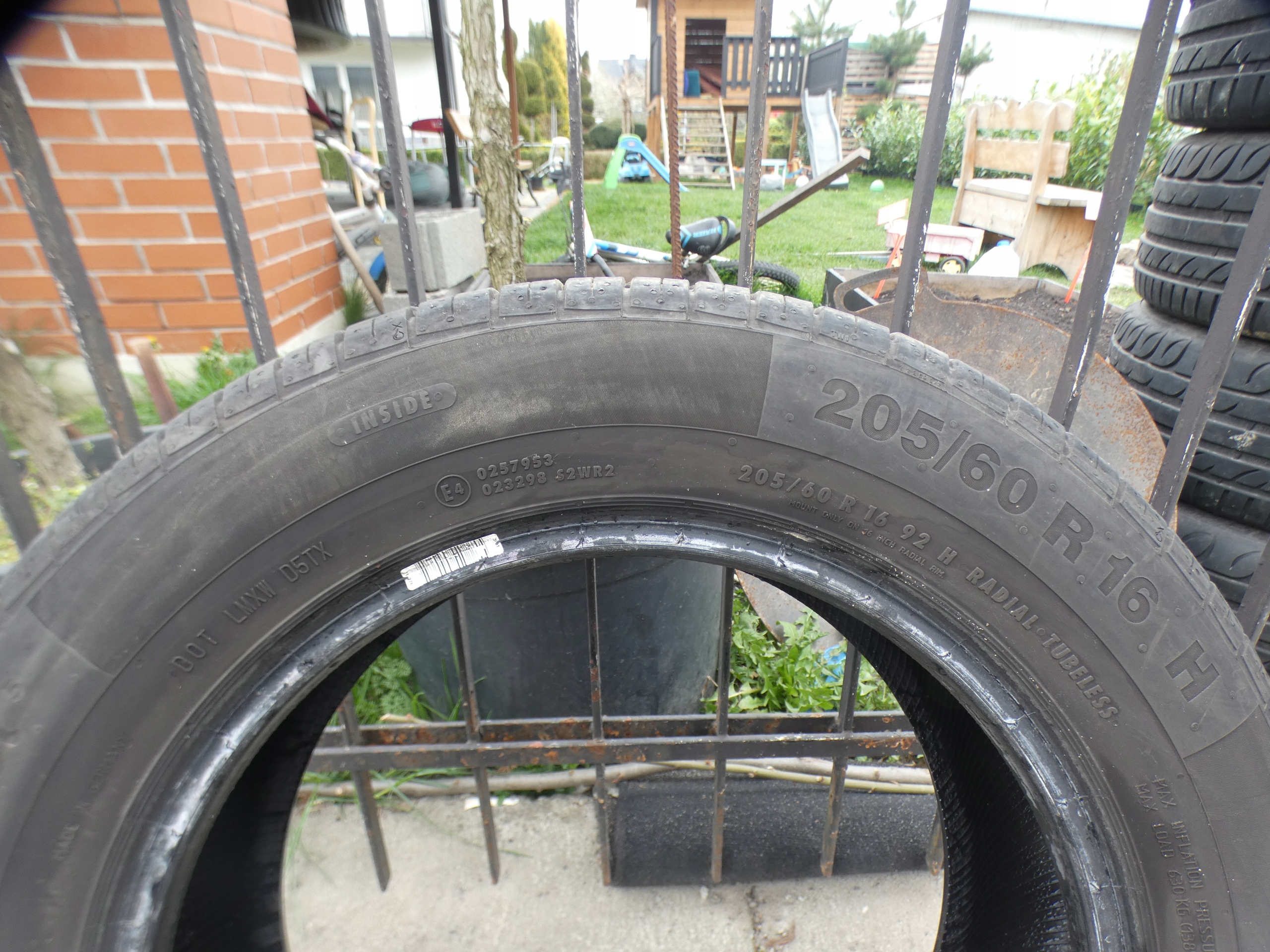205/60/15 CONTINENTAL PREMIUM CONTACT 5 6MM 1SZT