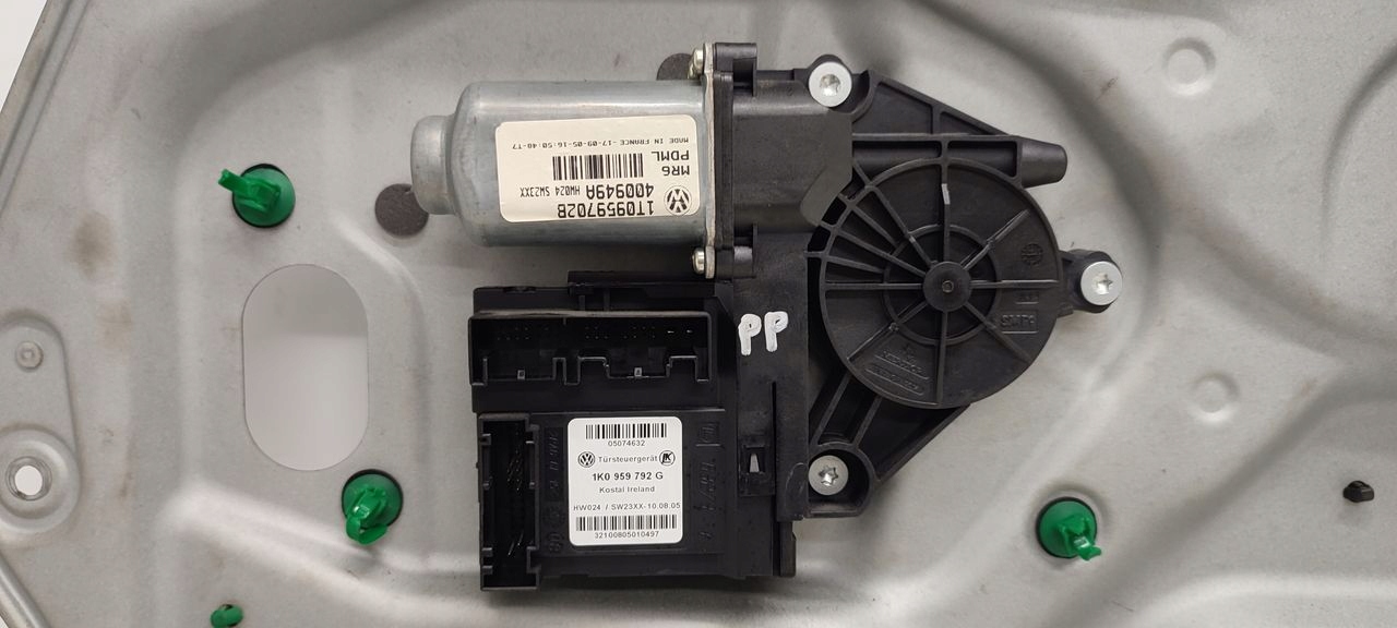 window regulator right front VW Touran 1,9 TDI