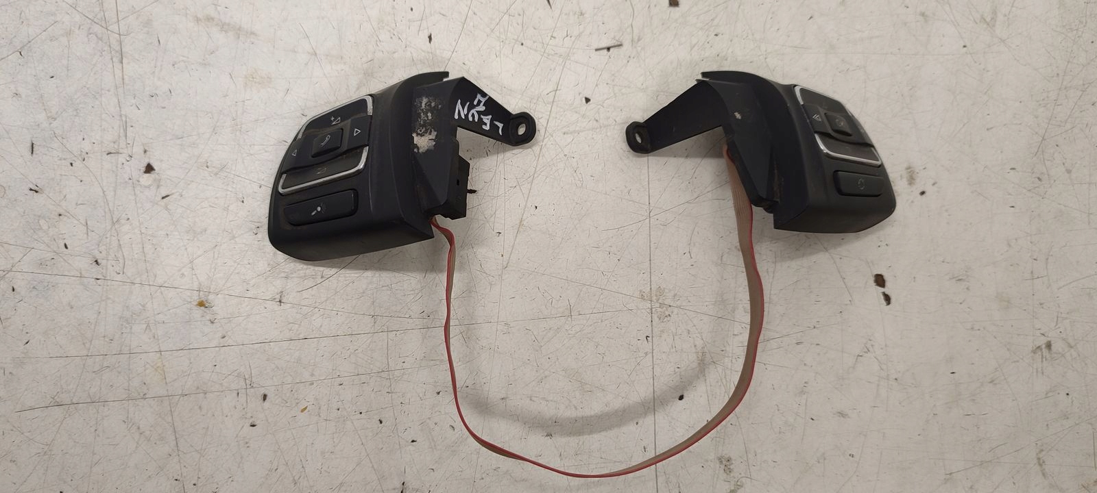 Bouton Volant Seat Leon II LIFT