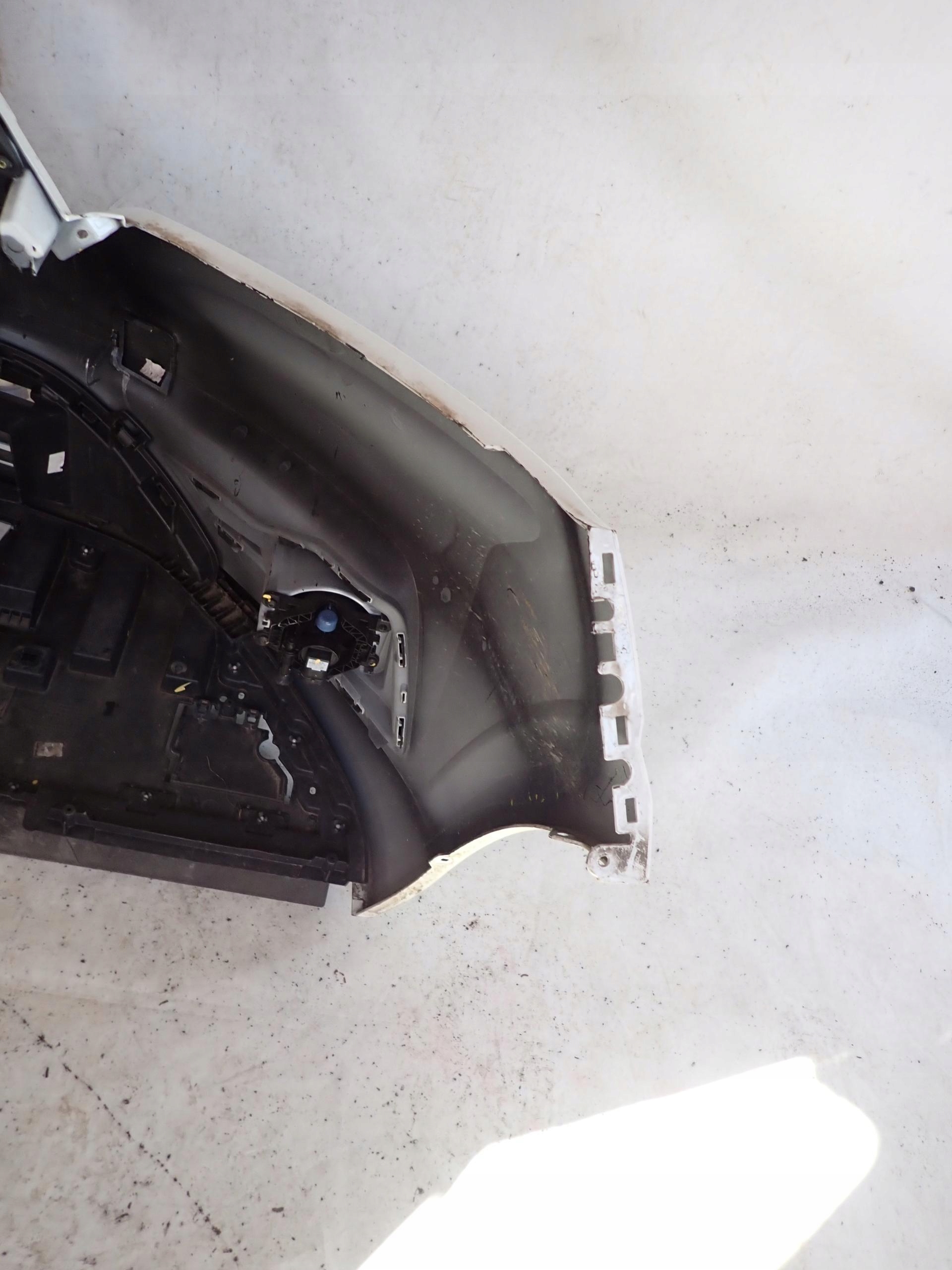 DACIA SANDERO III 3 20-> bumper front front + cover