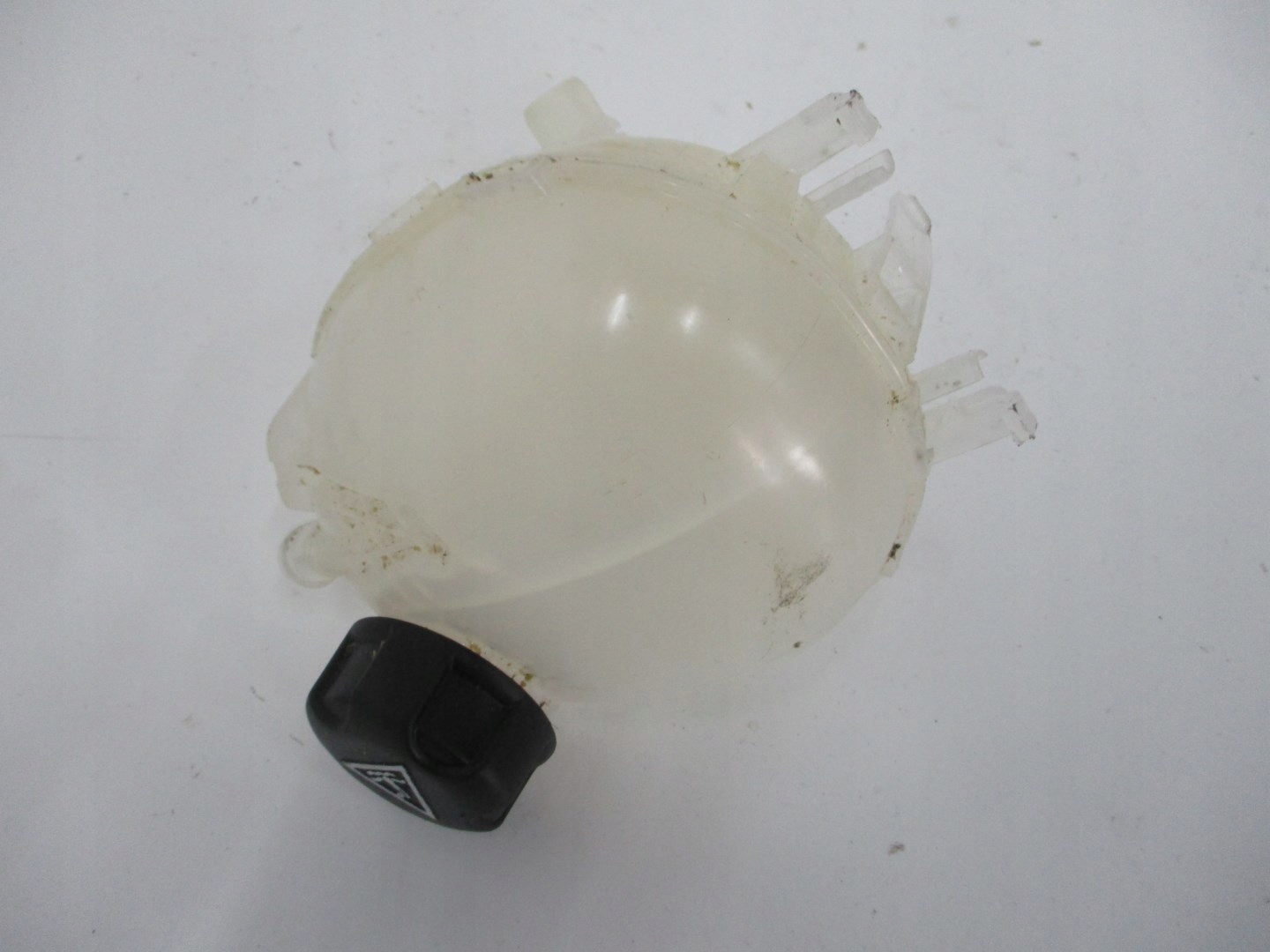 ZBIORNIK WYRÓWNAWCZY PEUGEOT 208 2008 II 20R