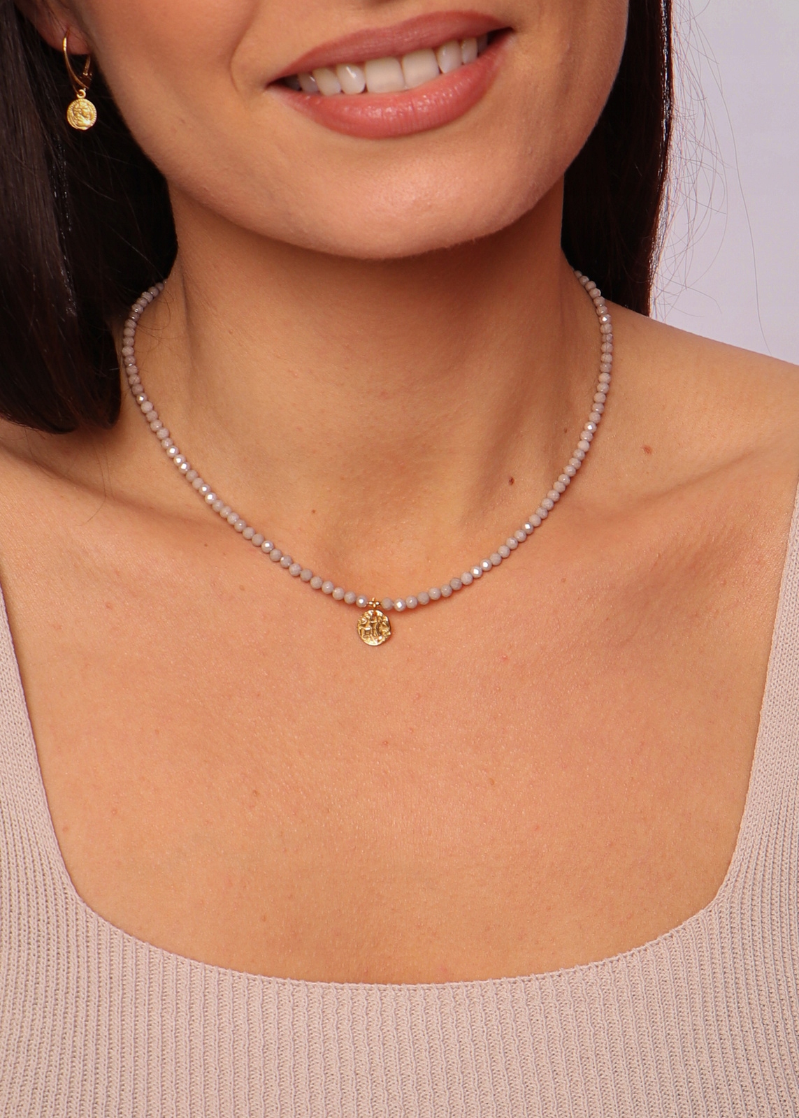 Náhrdelník s béžovým kubickým zirkon a přívěskem