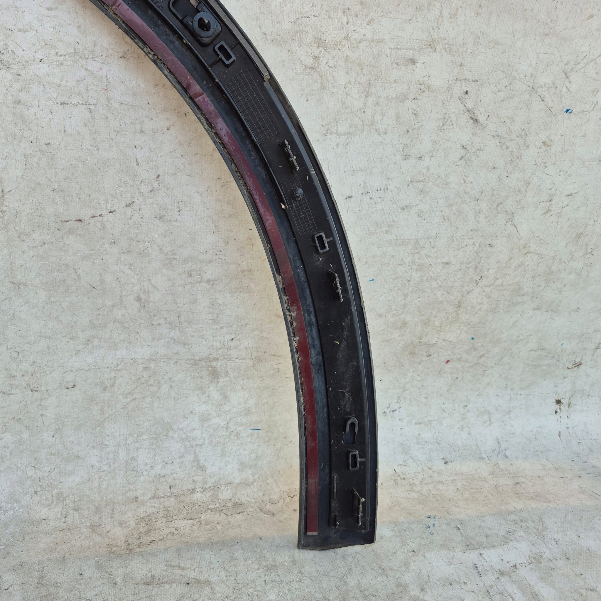 AUDI Q8 E-TRON 18-25 moulding cap left front