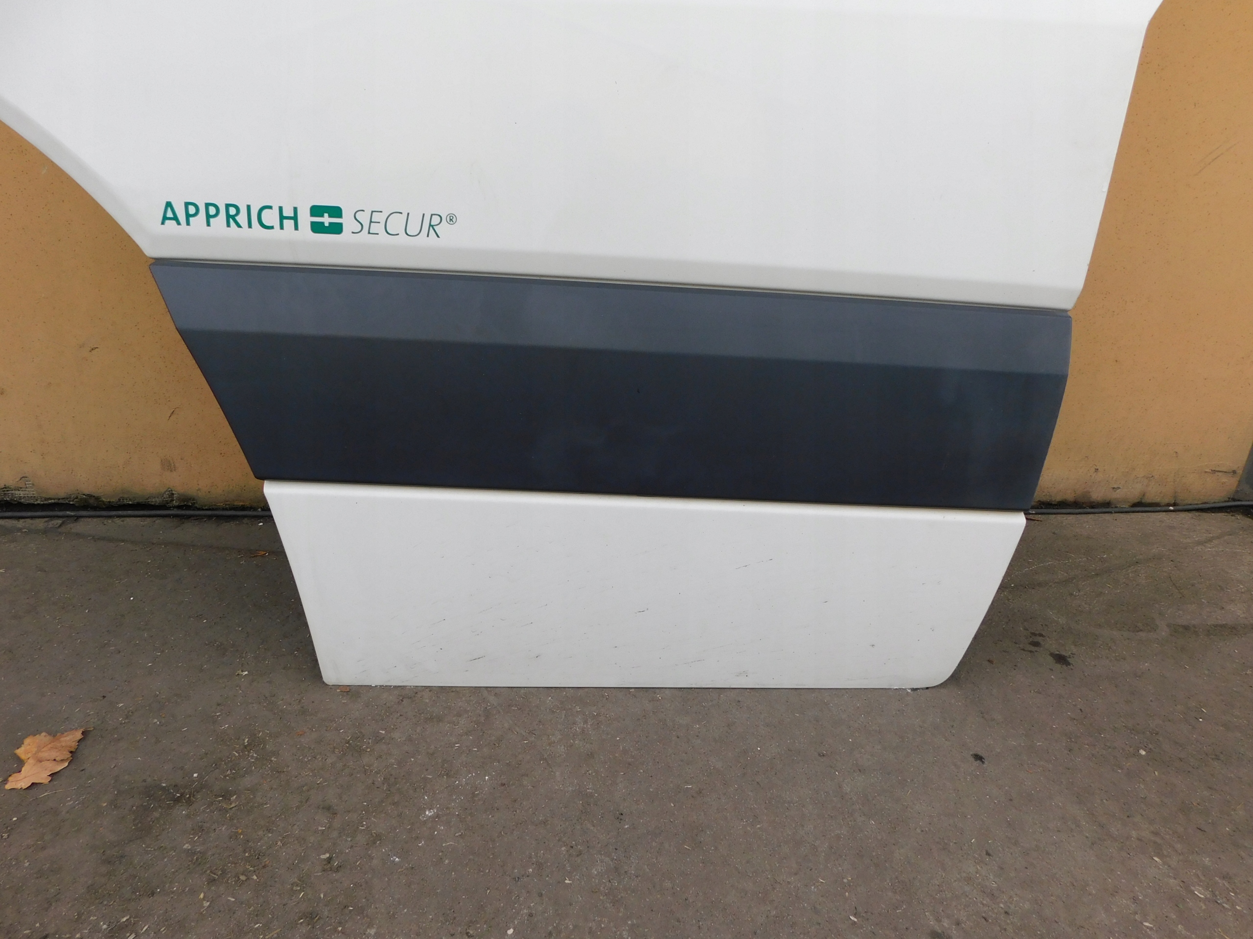 Mercedes Sprinter 906 VW Crafter door left driver´s front nice OEM