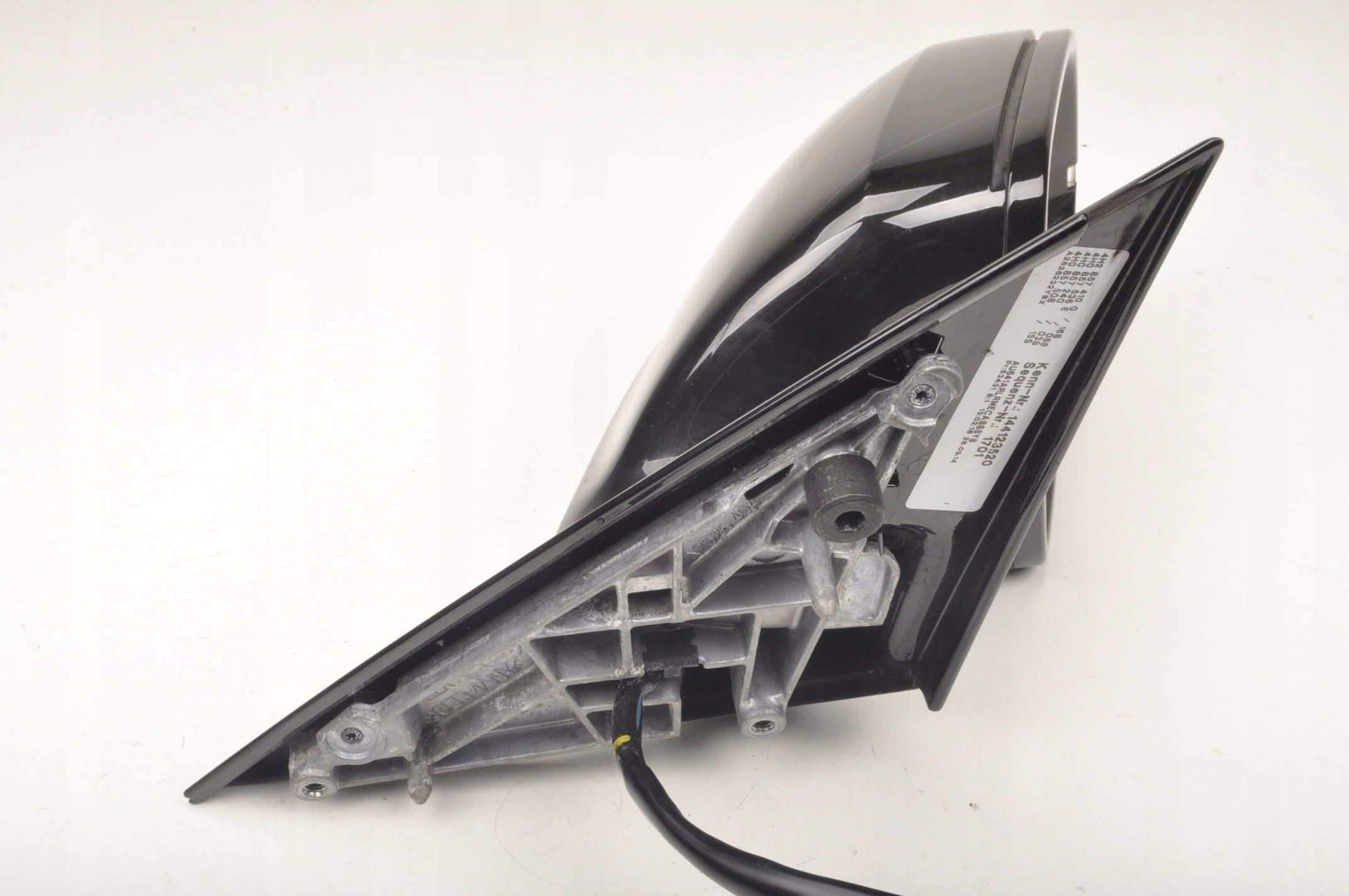 AUDI A8 D4 2014R LUSTERKO PRAWE LIFT 14PIN Typ samochodu Samochody osobowe