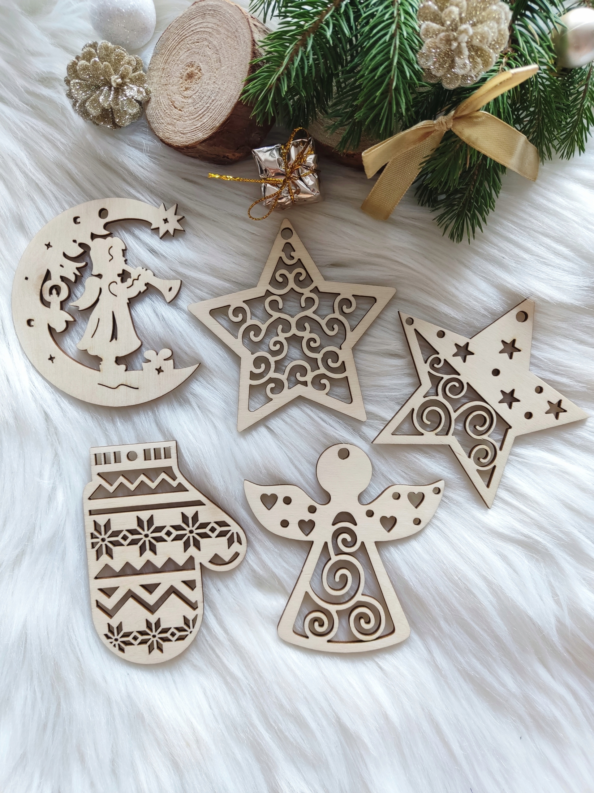 DREWNIANA BOMBKA OZDOBA NA CHOINKĘ ZESTAW 5 SZTUK Marka inna