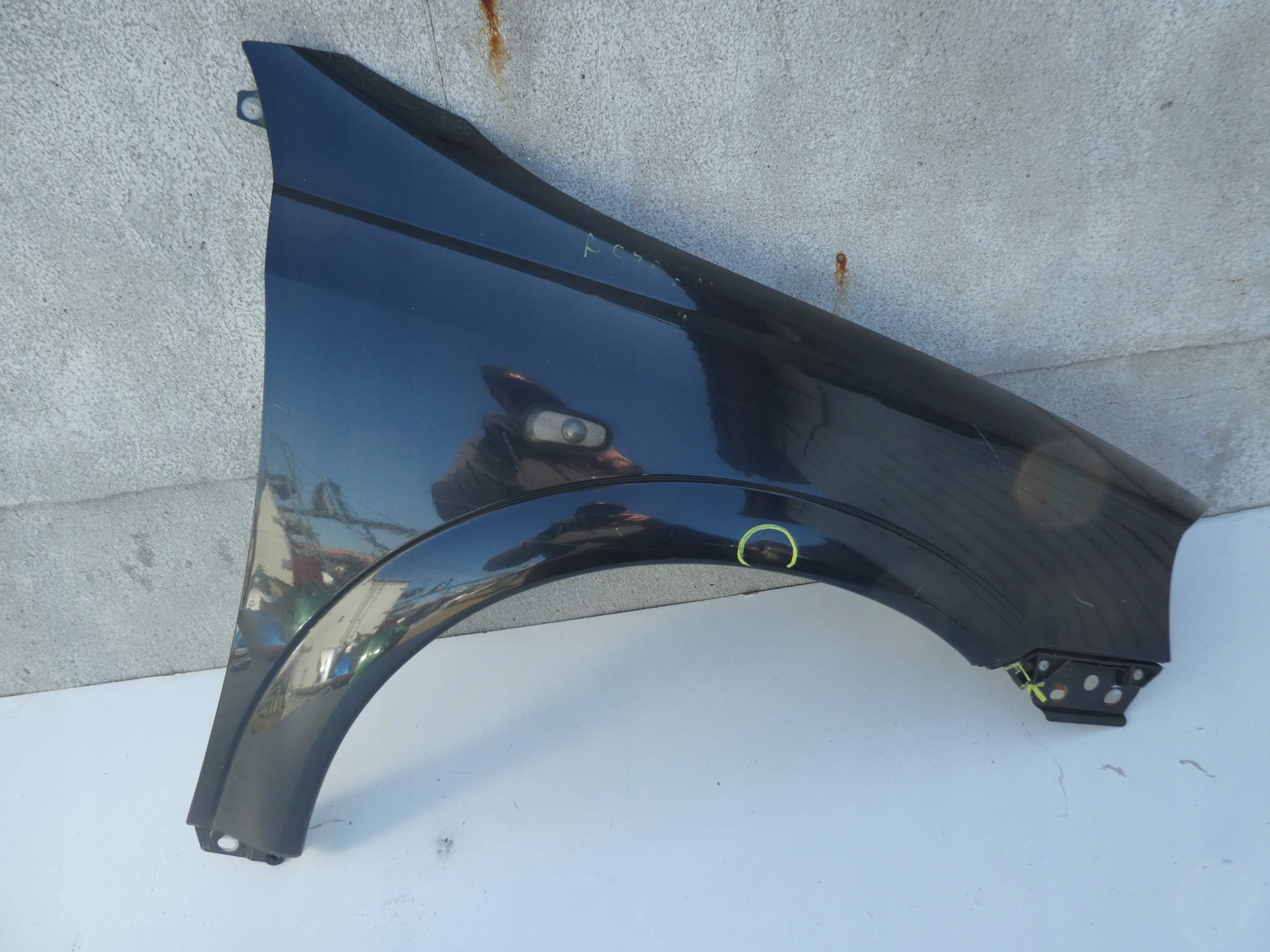 OPEL ASTRA H HB fender right front front