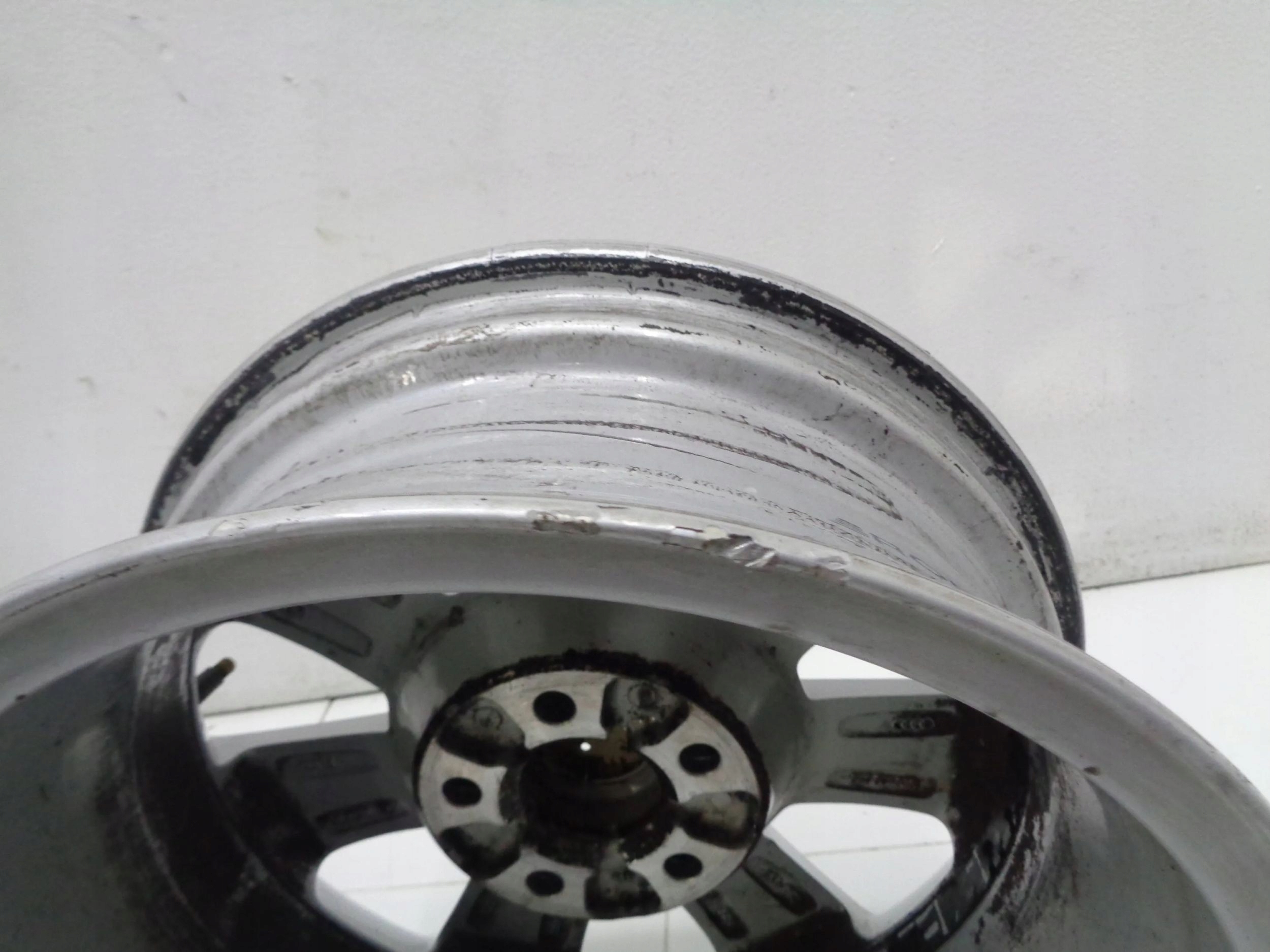 AUDI A1 8X disk hliníkový R15 6,5 J ET 34 8X0601025