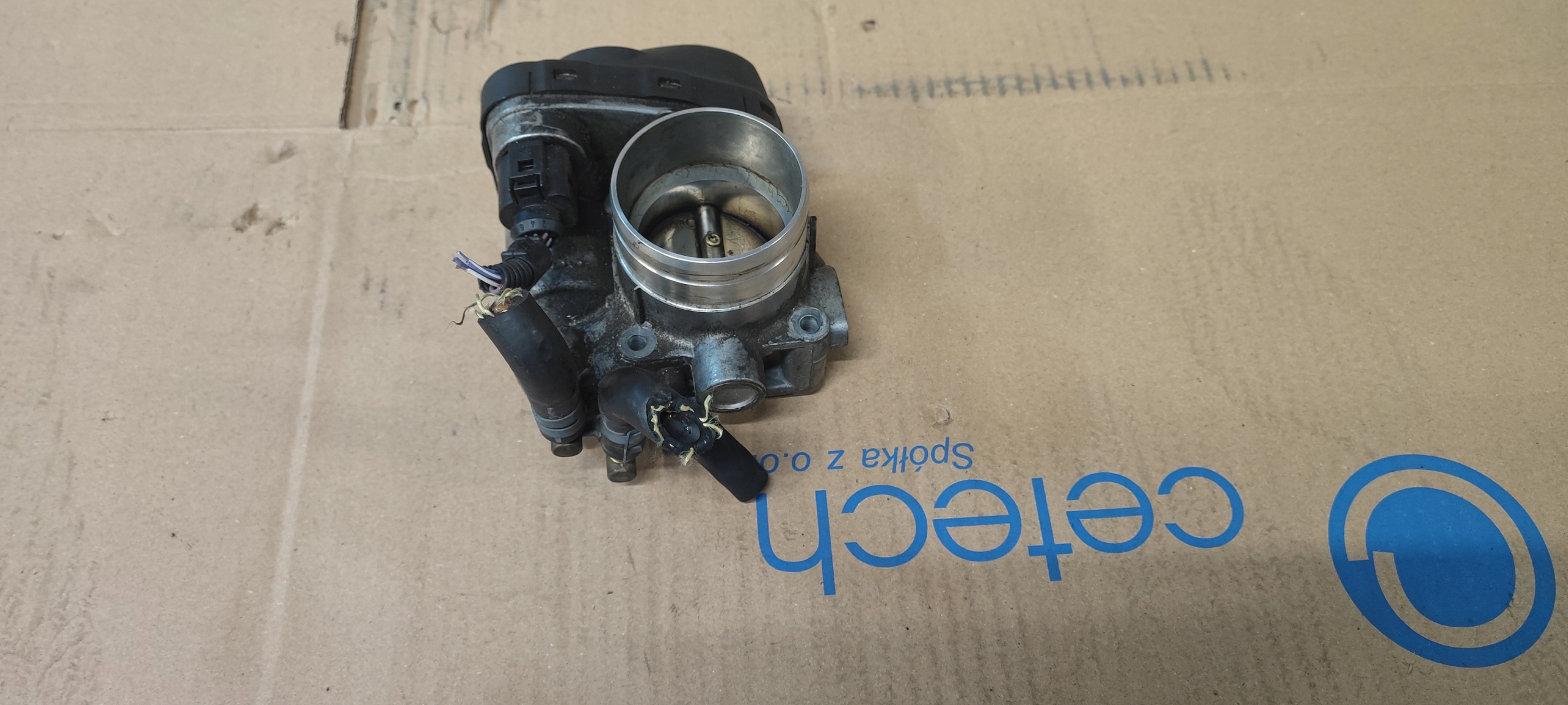 VW GOLF IV 4 BORA throttle flap air 06A133062A 1.6 SR