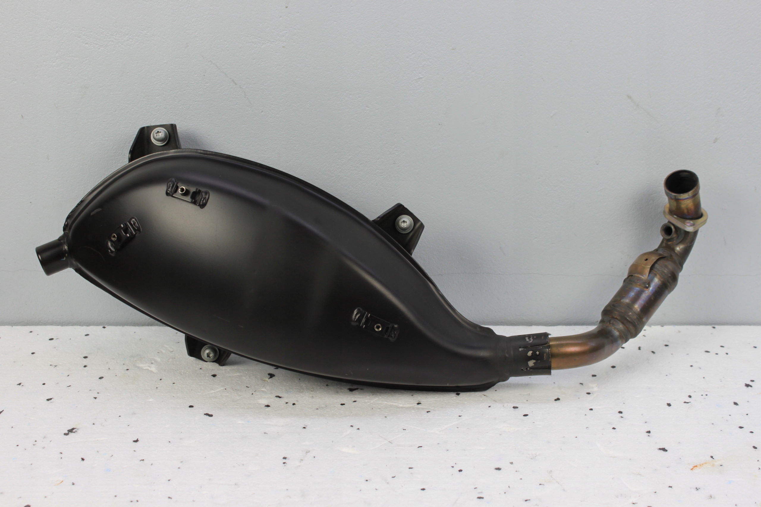 Piaggio Vespa Gts 300 20r Tlmič Výfuku Kolektor