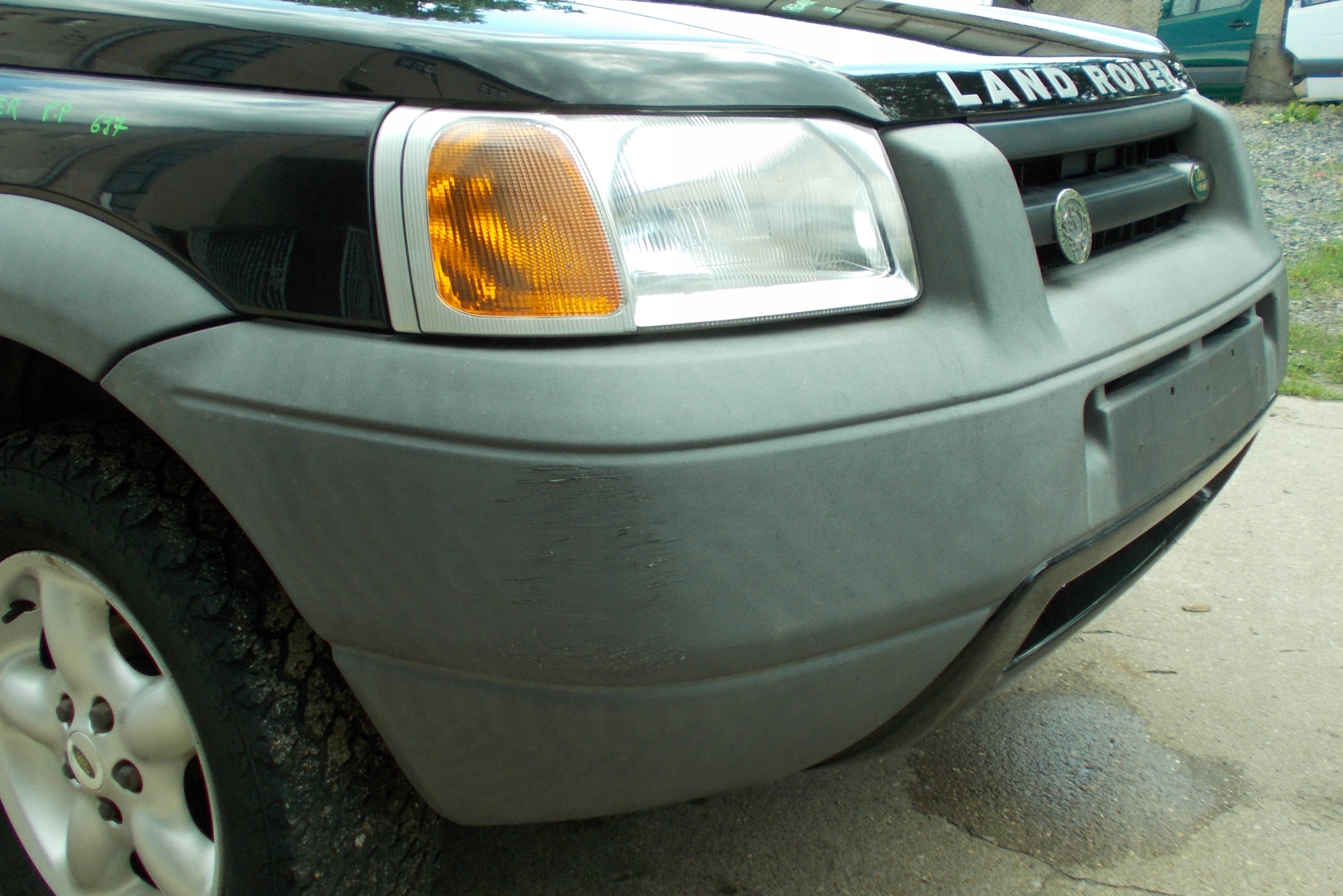 LAND ROVER FREELANDER and bumper front front