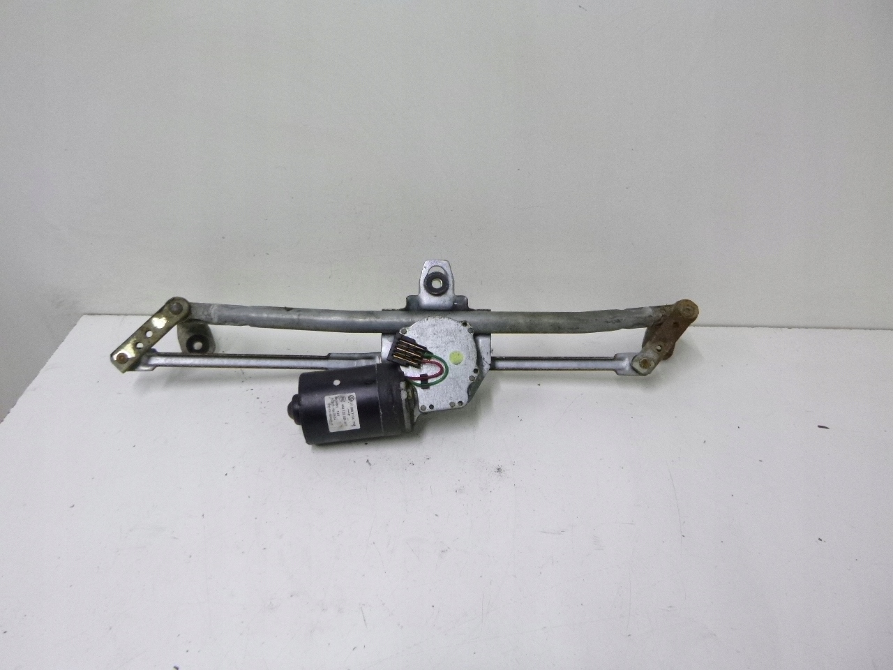wiper mechanism front VW Golf IV 1J1955113A