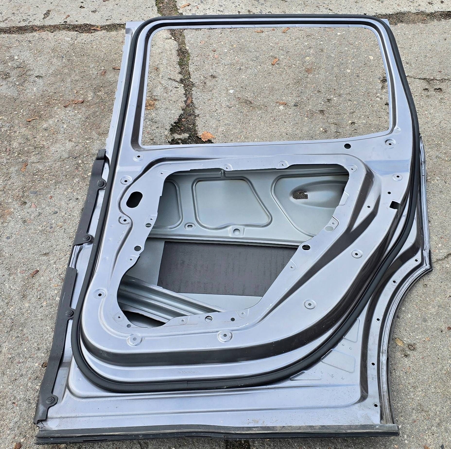 Mercedes GLB x247 a247 w247 door rear. right