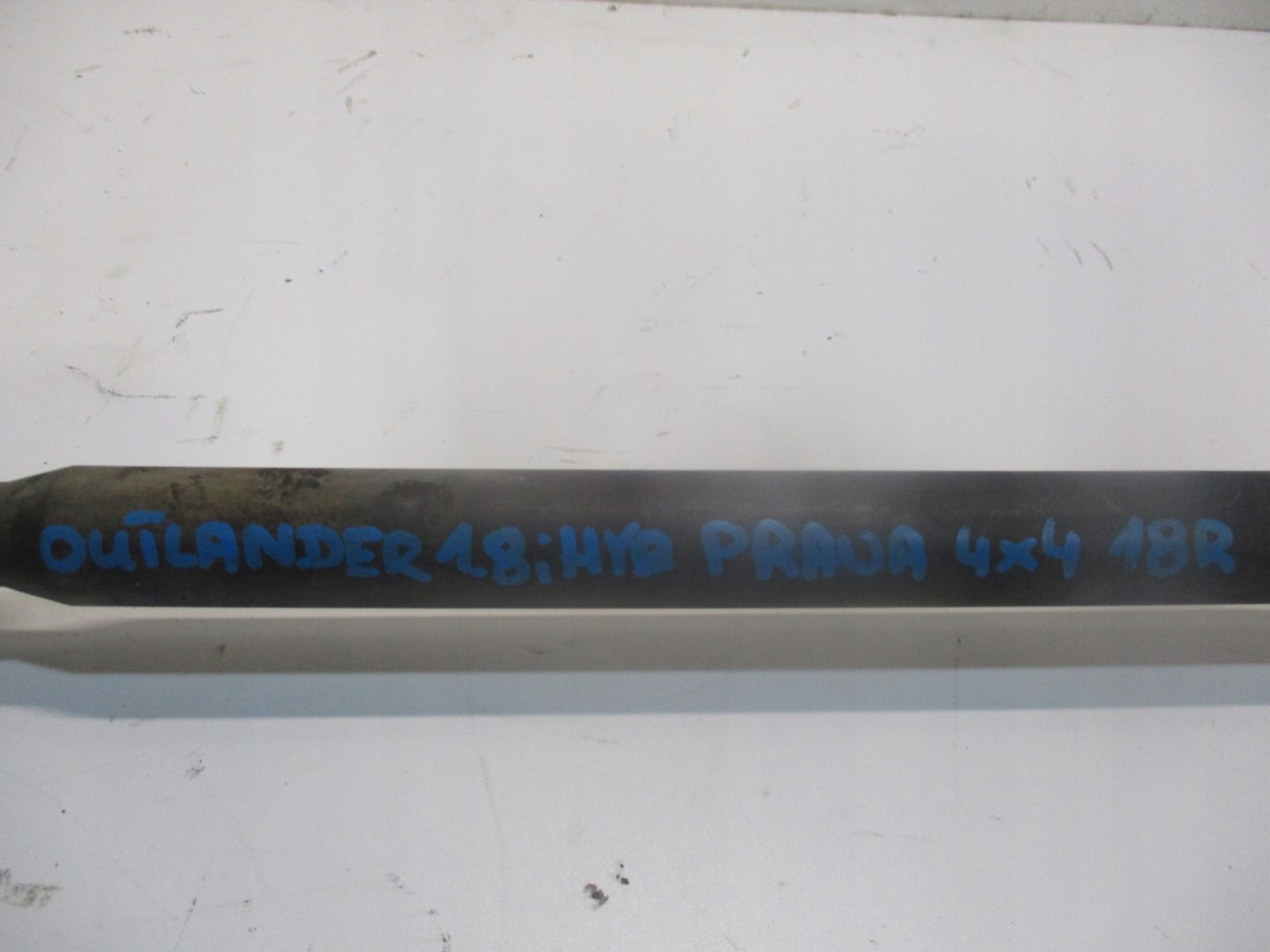 semi-axis MITSUBISHI OUTLANDER III 1,8i 4X4 18R right