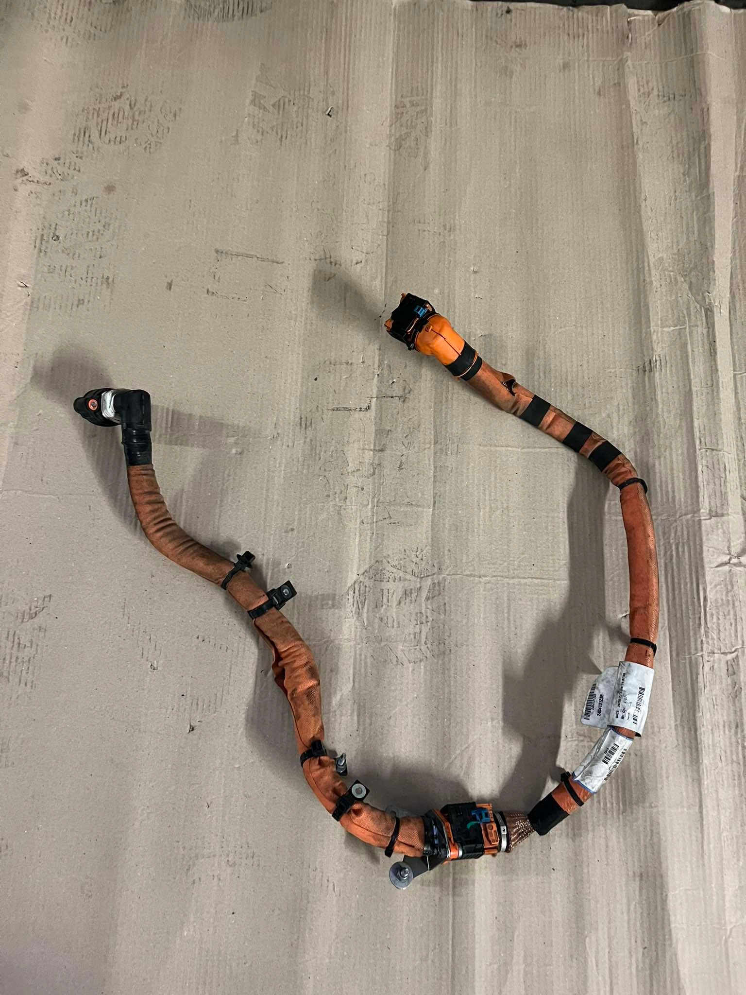 KABEL PRZEWÓD WYSOKIEGO NAPIĘCIA RENAULT 1.6 E-TECH HYBRYDA ARKANA CLIO V