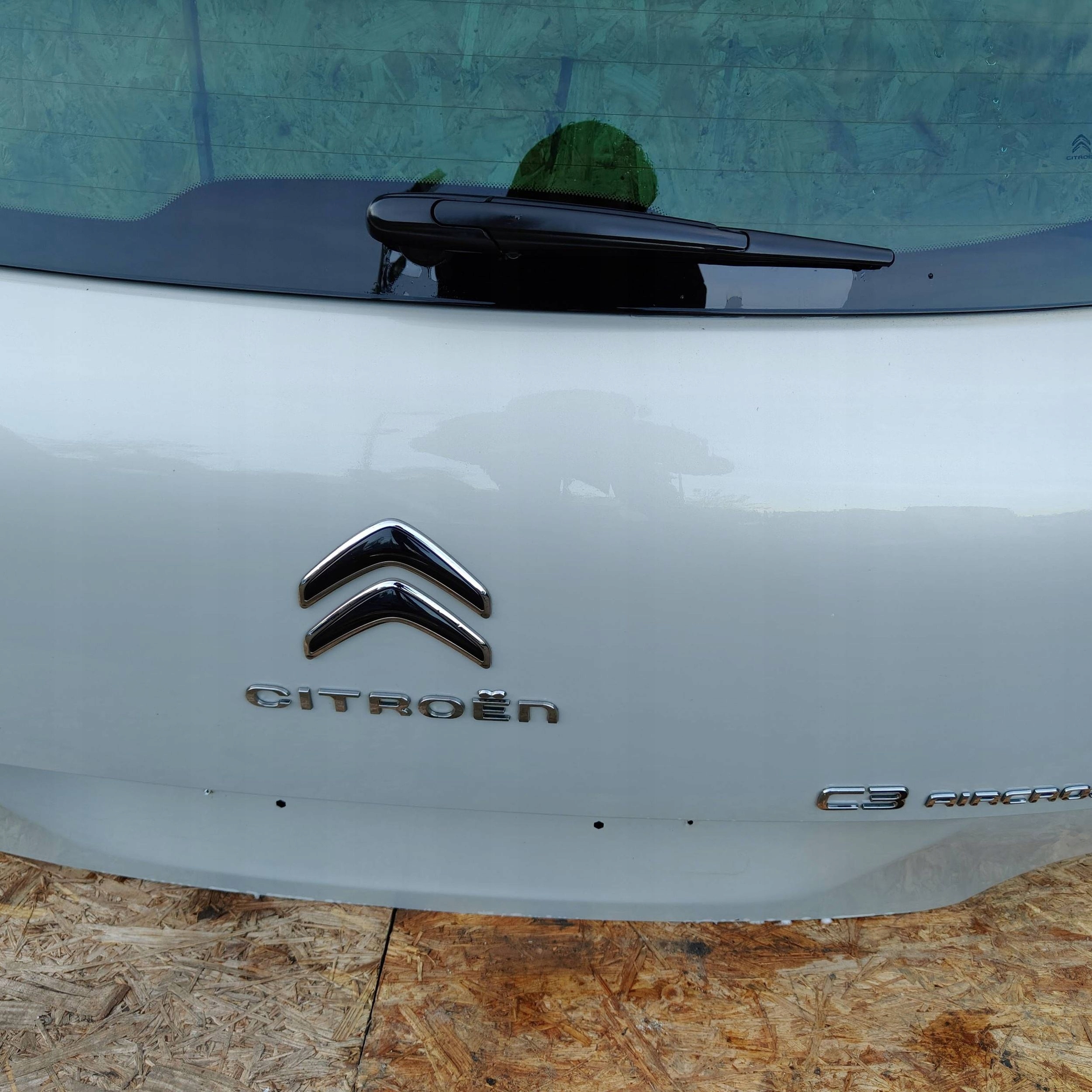 trunk door boot Citroen C3 Aircross kamera