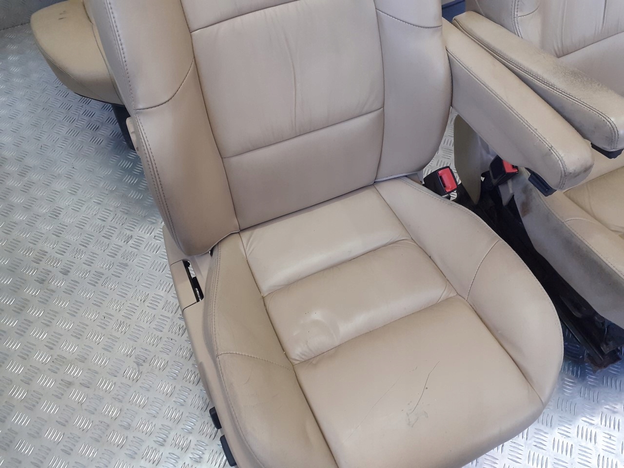 кресла диван комплект RANGE ROVER L320 2.7 TD V6