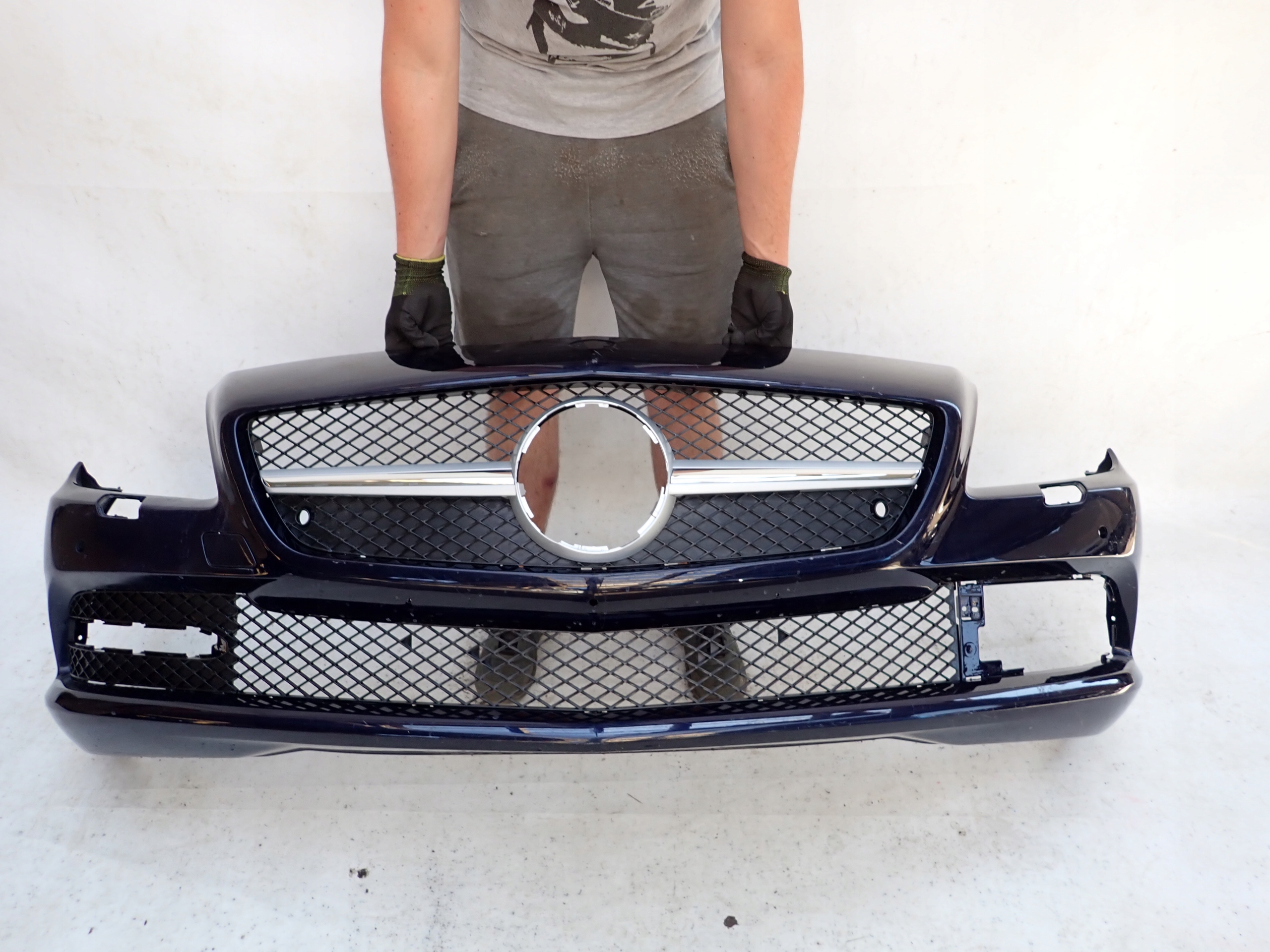 MERCEDES SLK III 3 R172 11-15 bumper front front washer PDC