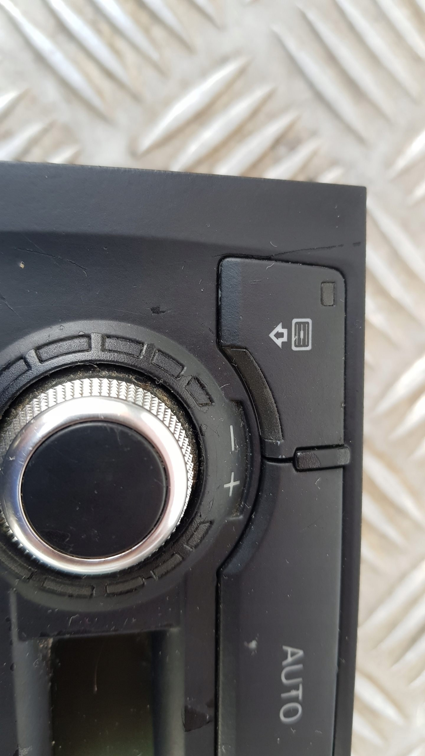 AUDI A8 D3 Unite commande clima Bouton 4E0919158A