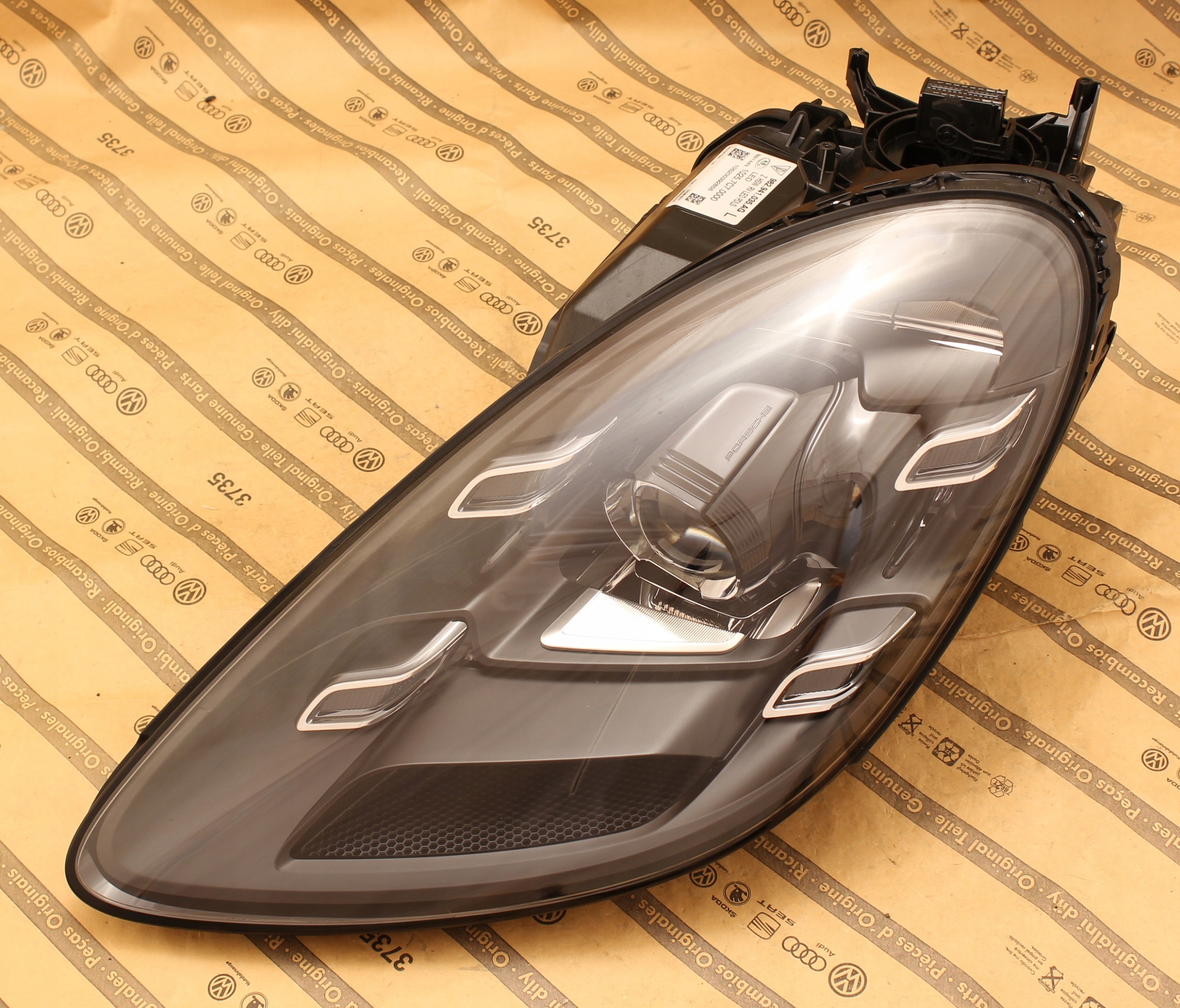 PORSCHE CAYMAN BOXSTER 718 982 16+ LAMPA PRZÓD FULL LED MATRIX