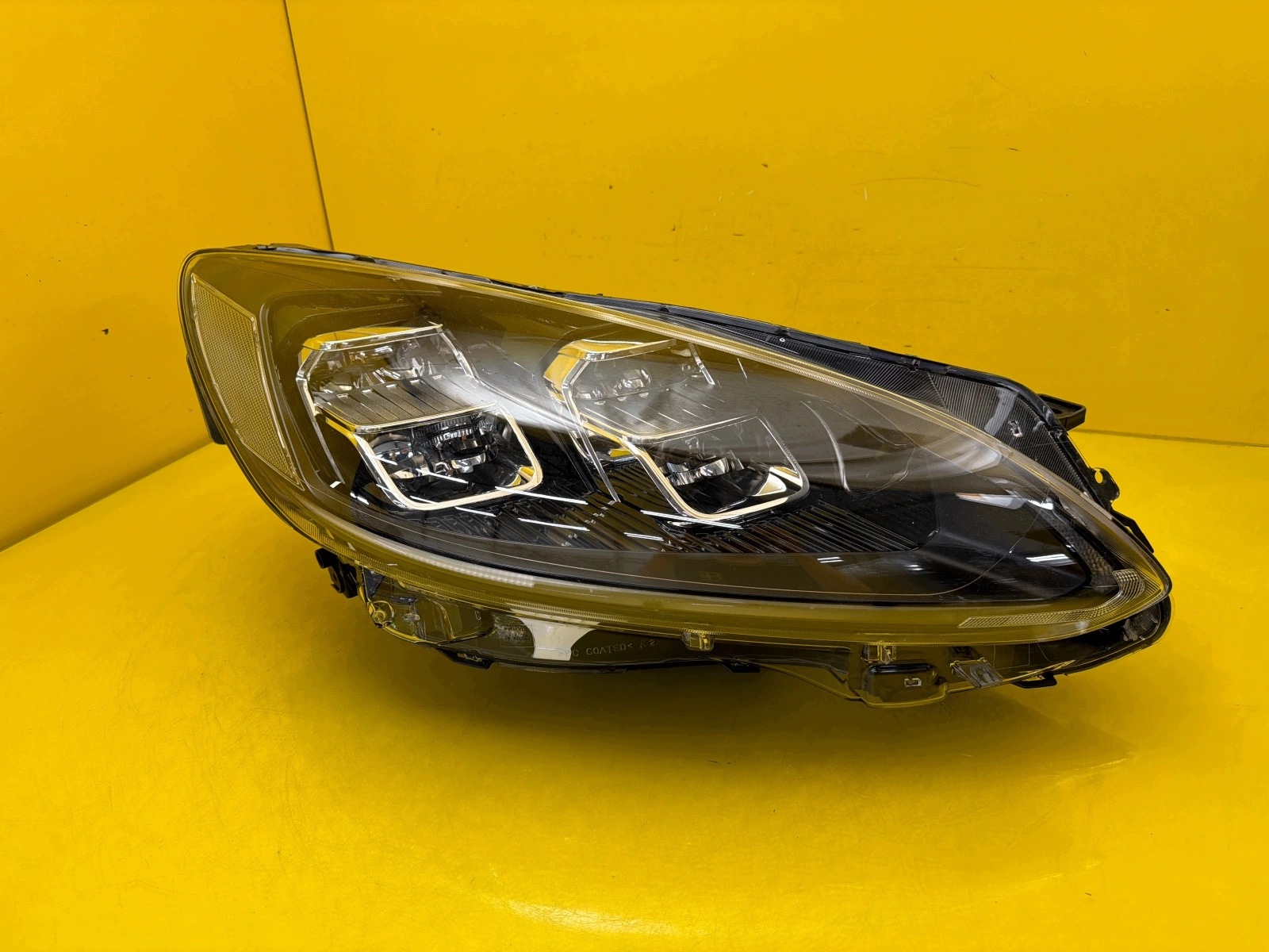 light right Ford Kuga MK3 Escape Full Led LV4B-13E014-FH