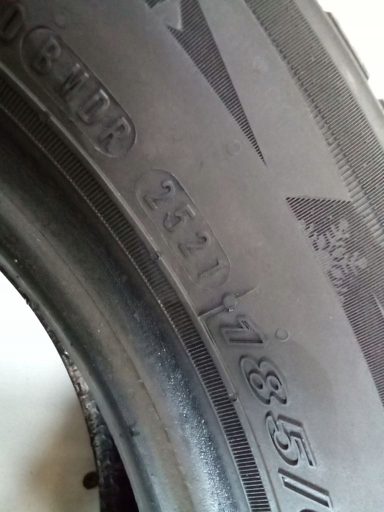 gumi Nexen Winguard SnowG3 185/60/14 82T 2021 7,2mm