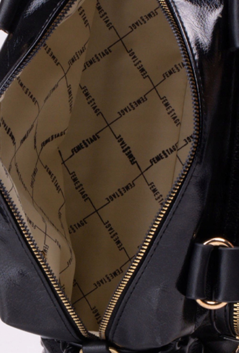 CZARNA MAŁA SPORTOWA TOREBKA Z ZAMKIEM FEMESTAGE Cechy dodatkowe brak