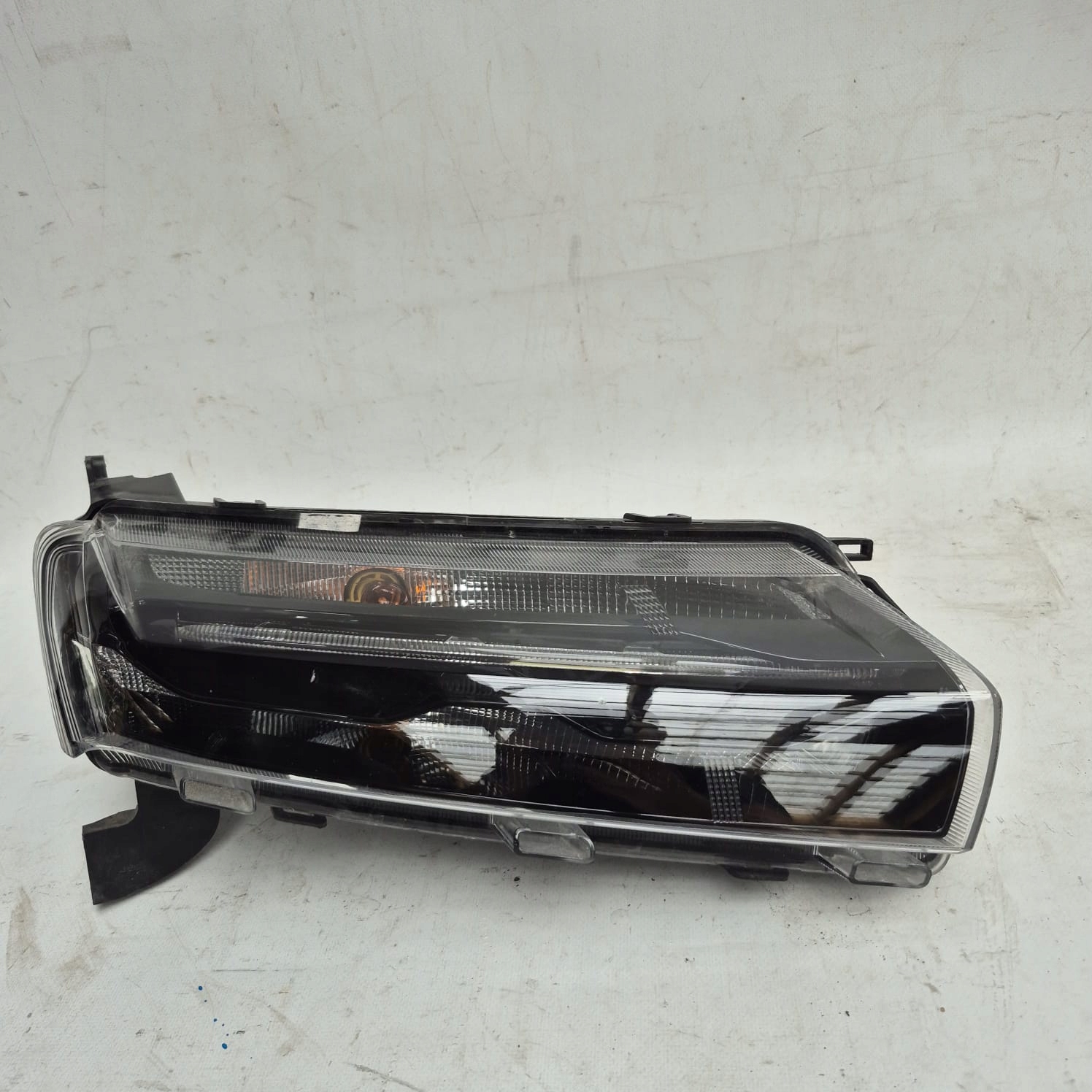 DACIA SPRING 21- light right front front indicator 266008993R