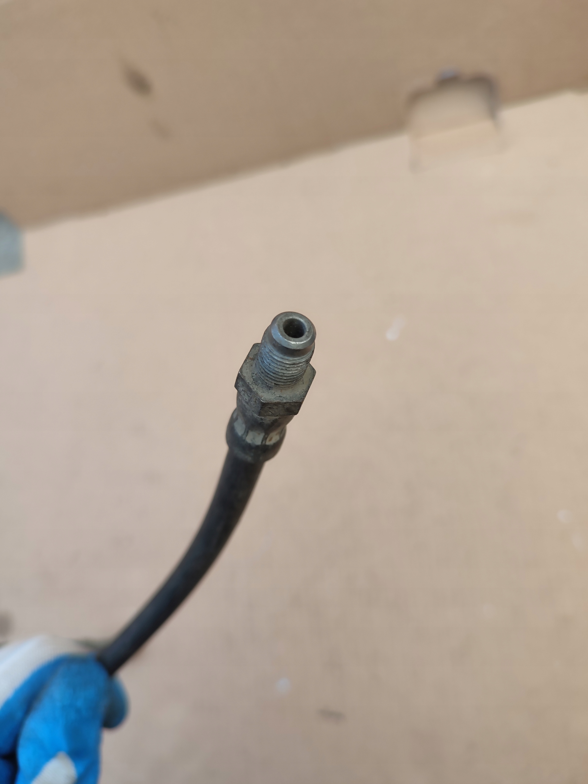 Schlauch Brems- bmw e65 rechts vorne