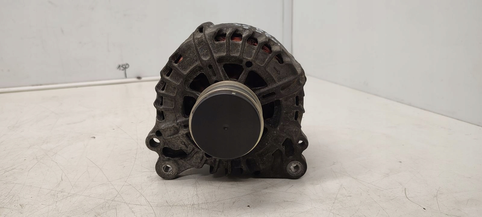 Alternator VW Passat B6 2,0 TDI CR kombi