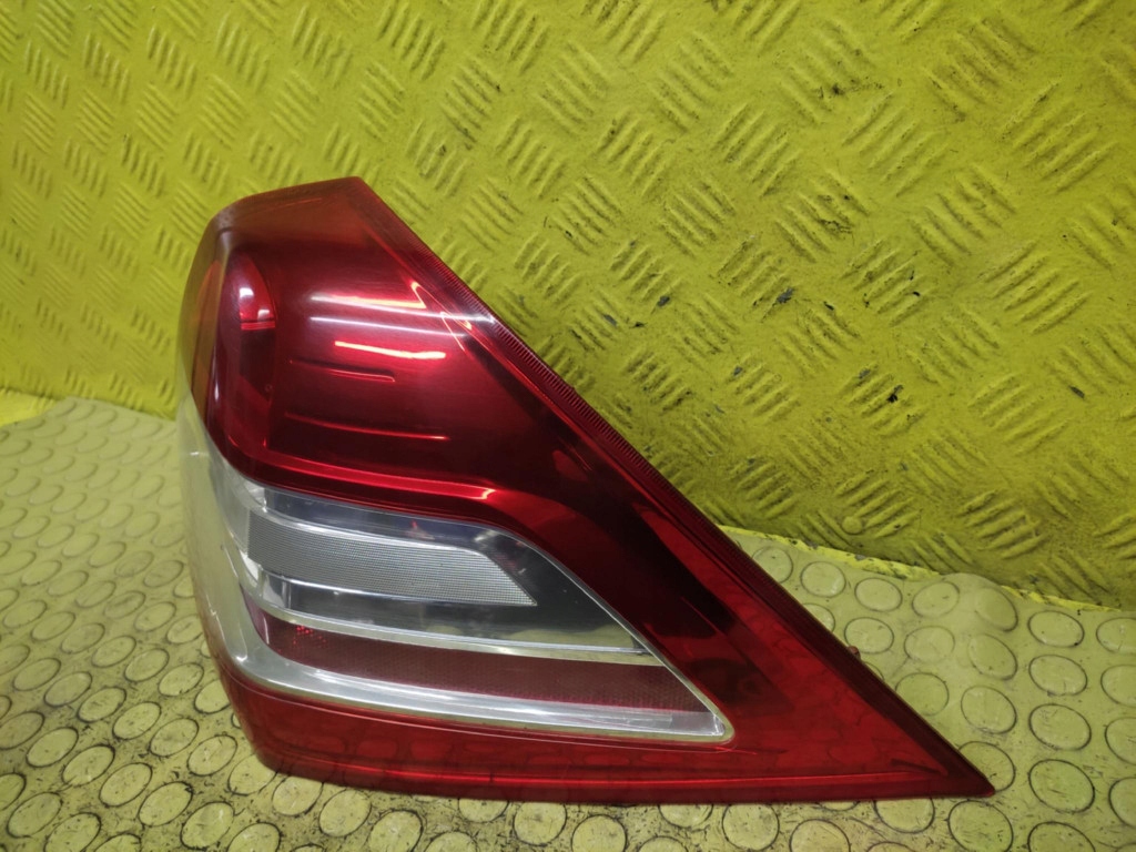 RENAULT MEGANE II light right rear part 8200417347