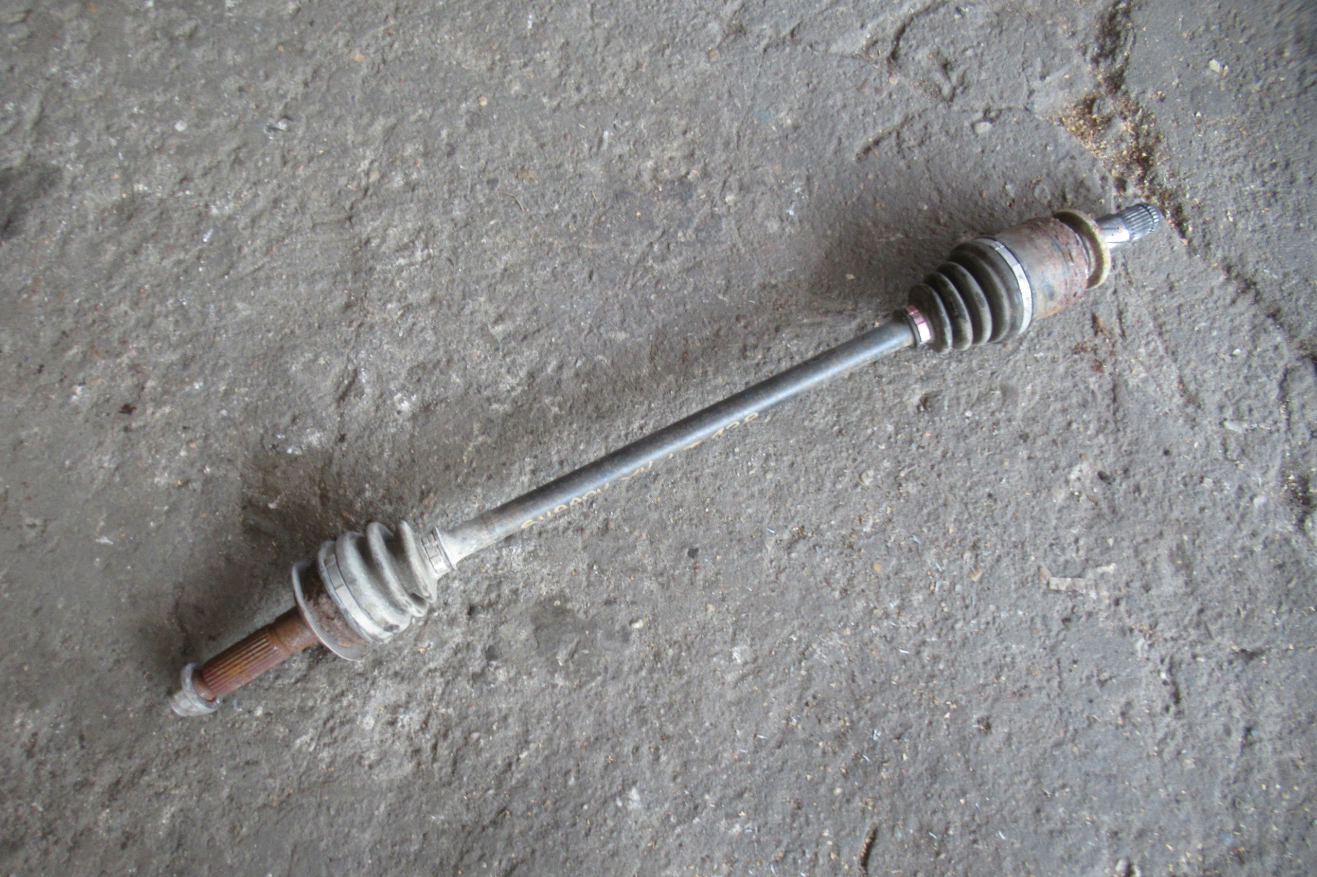SUBARU XV 2.0D 12R semi-axis right rear part