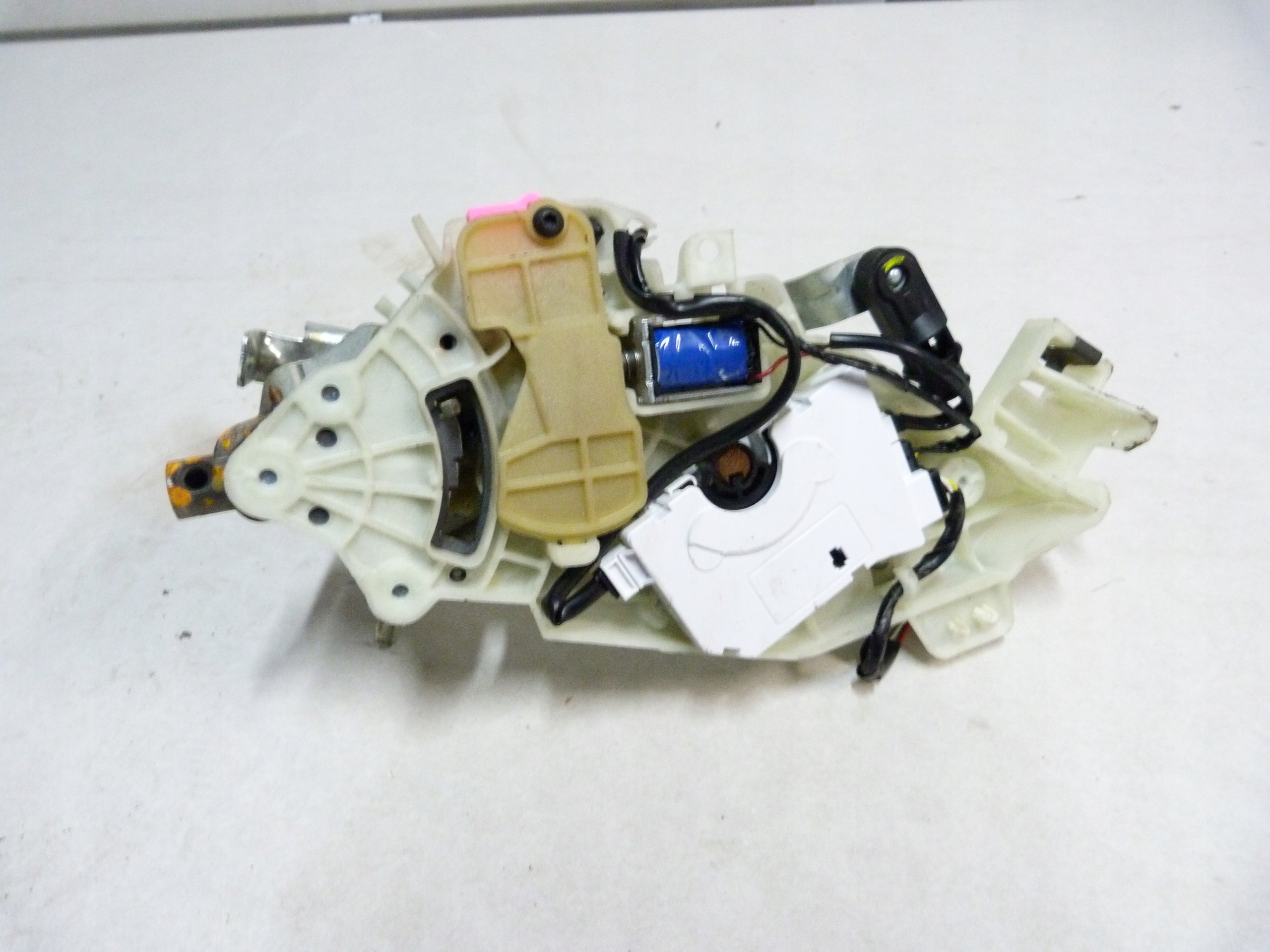 charger 11- /15- mechanizmus radenia prevodových stupňov páka