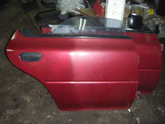 SUBARU IMPREZA 93-00 SZYBA PRAWA TYLNA