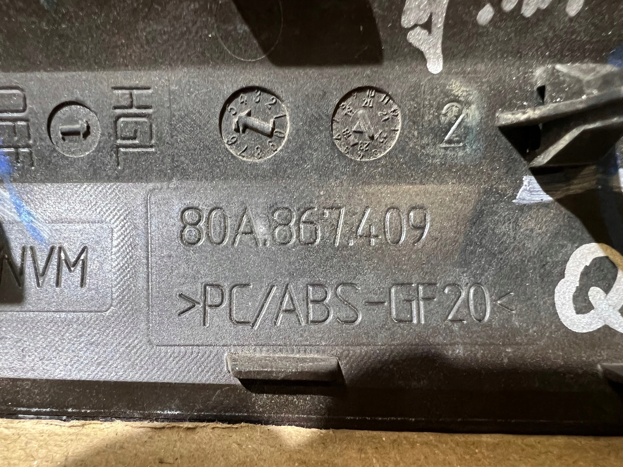 AUDI Q5 80A lišta DEKOR dvere ľavých 80A867409
