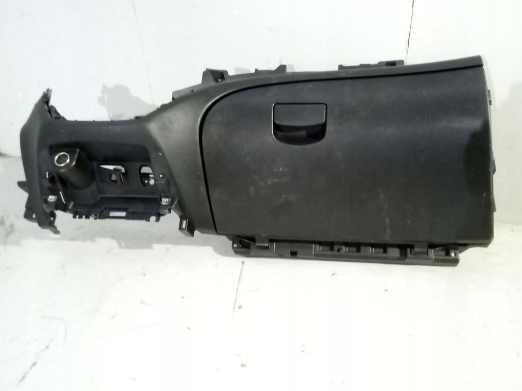 Subaru Forester III Handschuhfach des Beifahrers