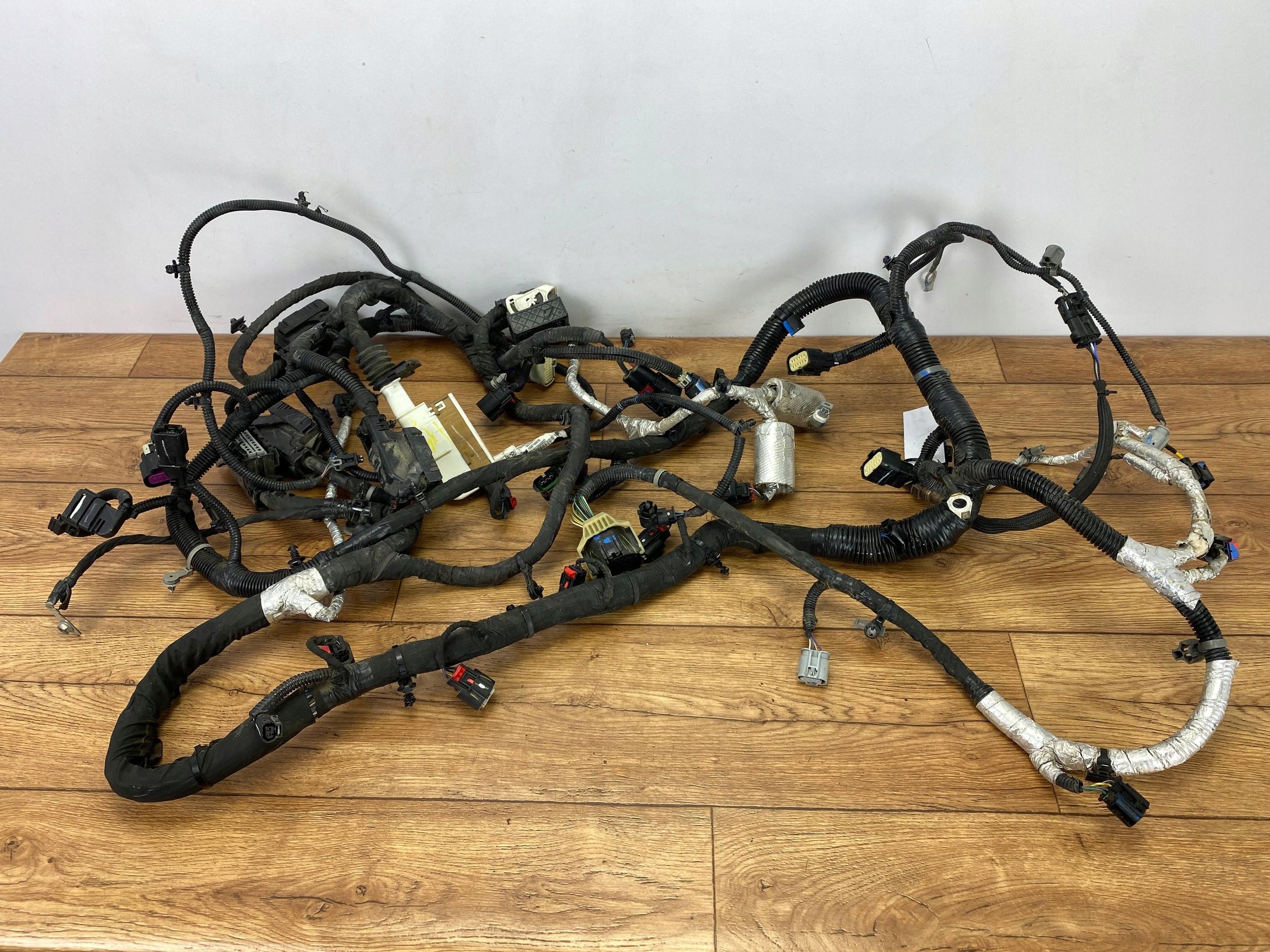 bundle of the engine Chevrolet Camaro 2016+ 6.2 SS