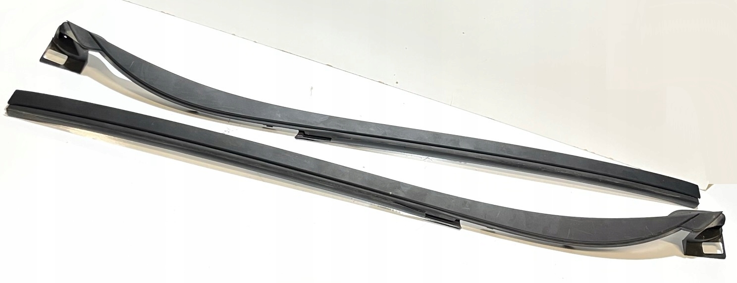 RENAULT ZOE II LEFT MOULDING FOR PILLAR COVER FRONT