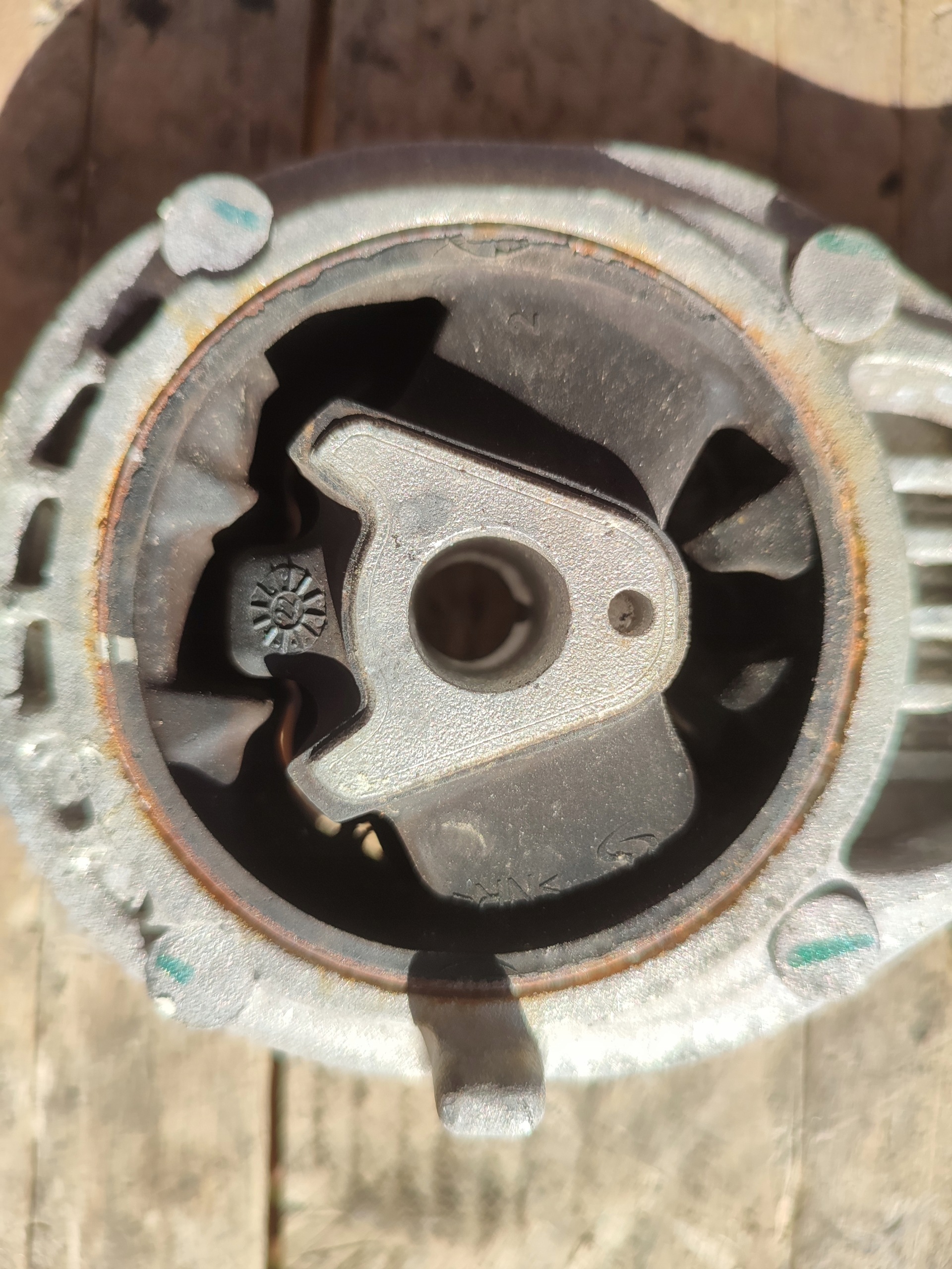 airbag engine mount CITROEN PEUGEOT 9817223080