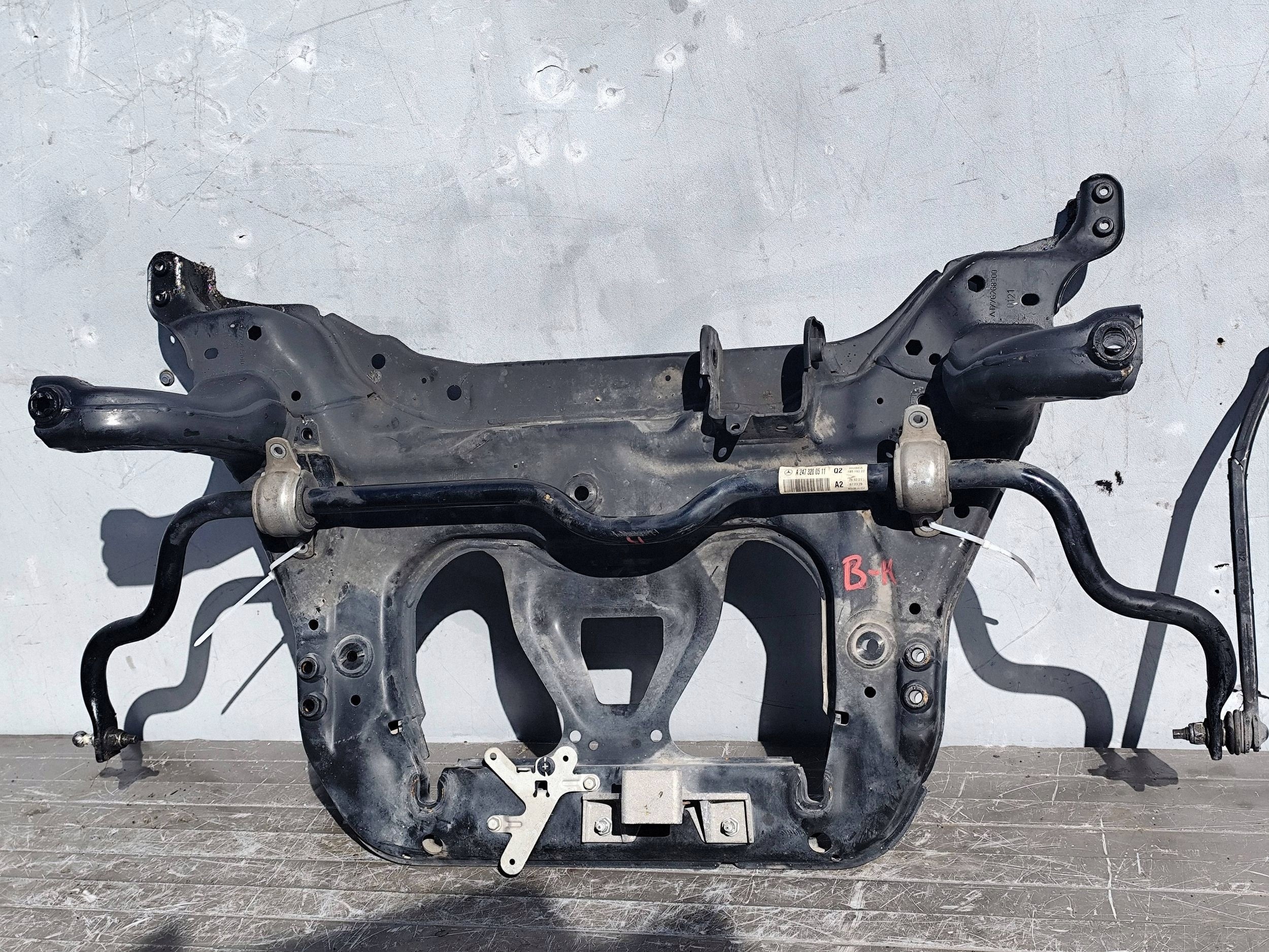 MERCEDES B-KLASA W247 subframe axle beam A1776207101