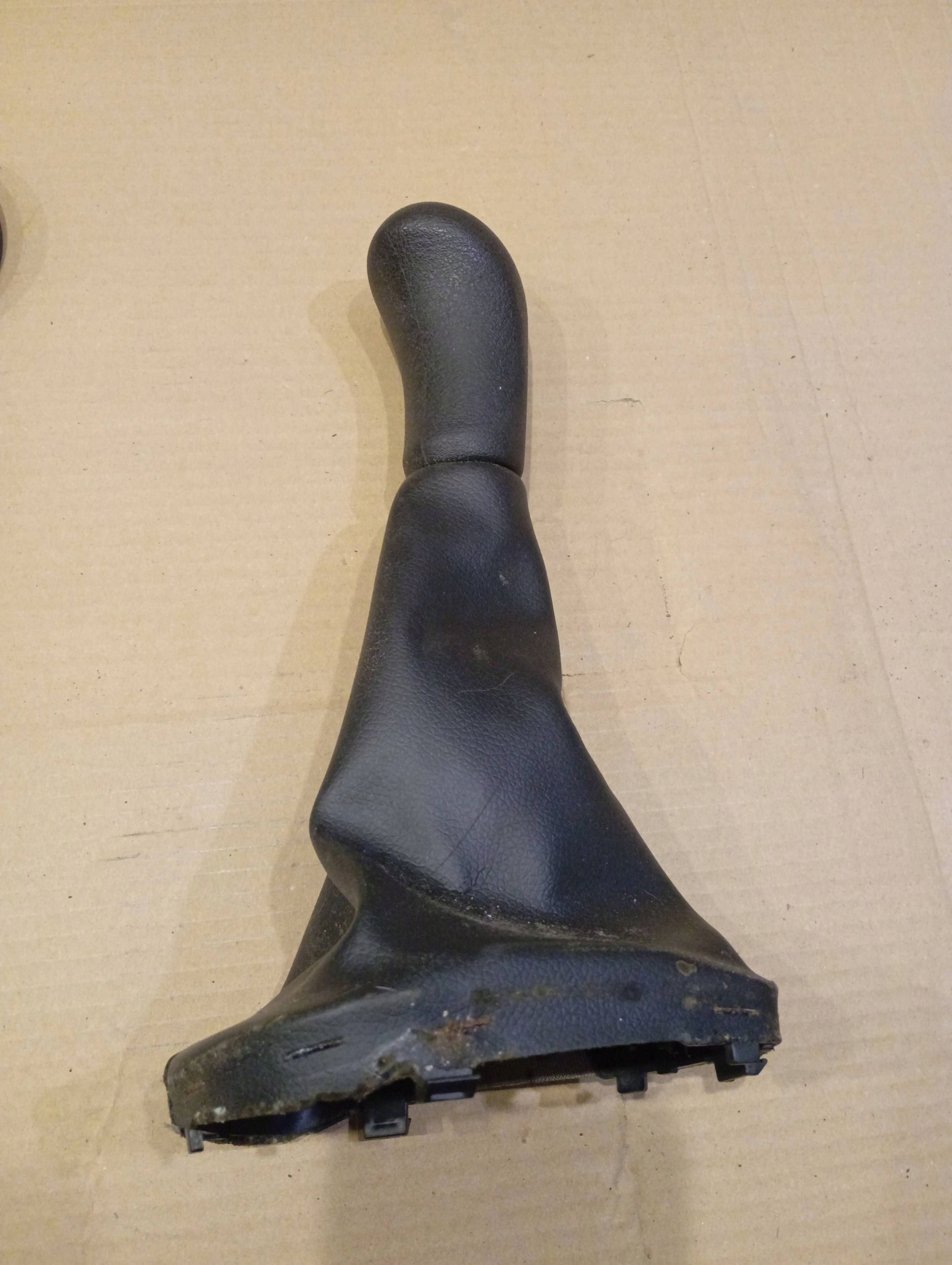 Gałka biegów mieszek Dacia Logan II