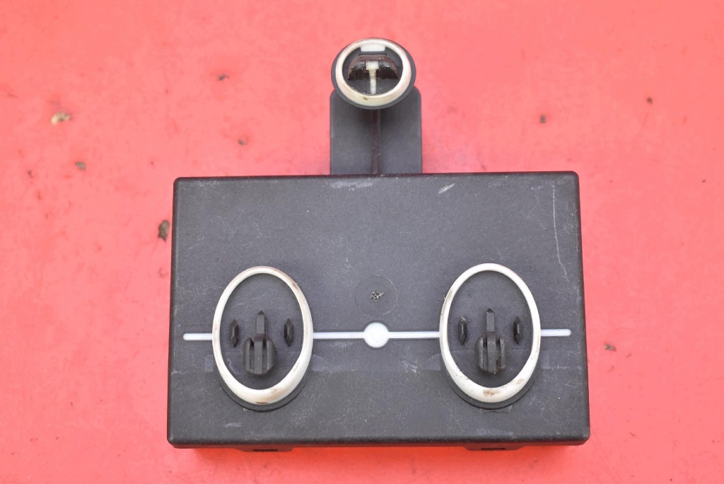 control unit module door left front 5Q0959393E 5Q4959393B SKODA OCTAVIA 3 III