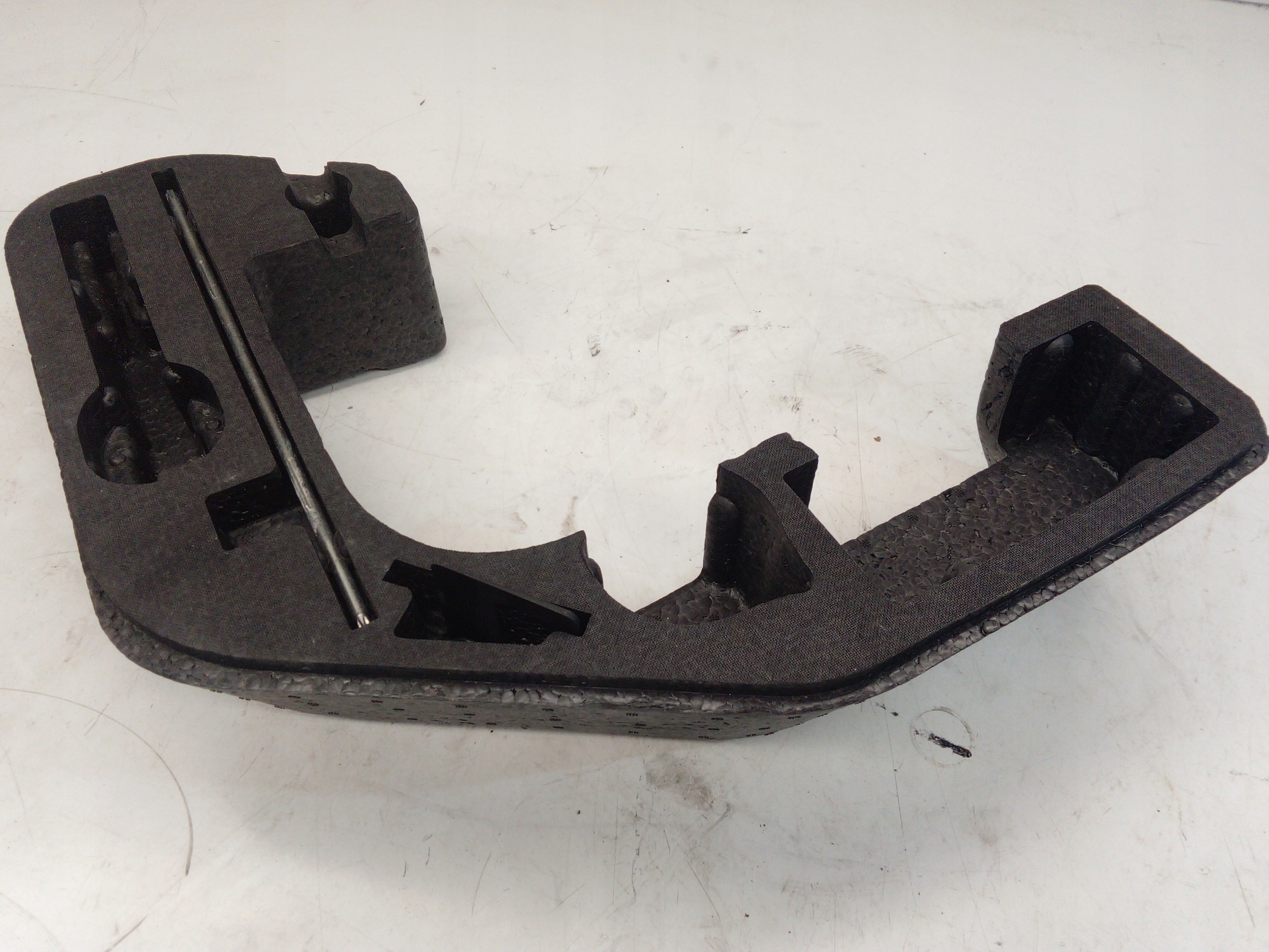 CRIC INSERT AUDI A4 A5 8T0012109