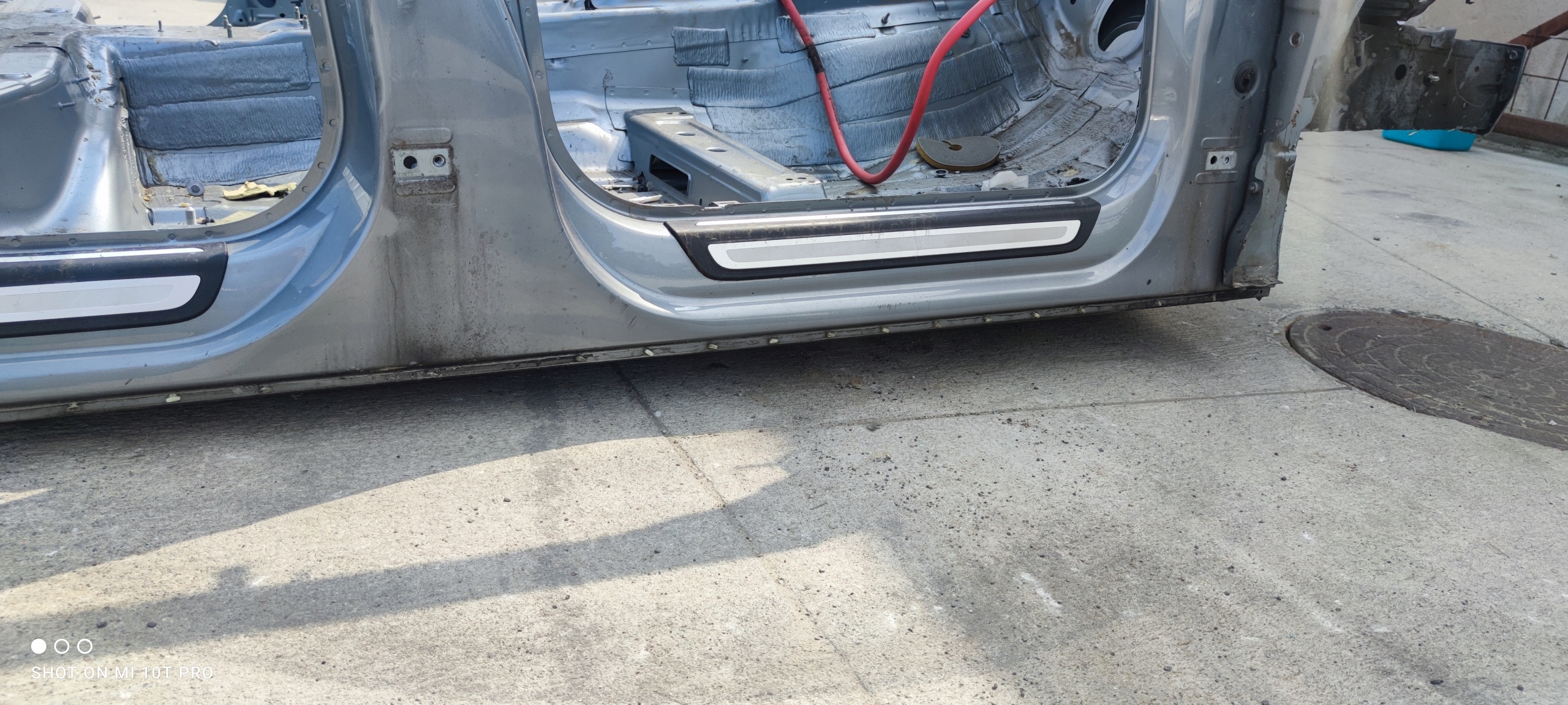 quarter threshold BOK right side AUDI Q5 8R LY7G